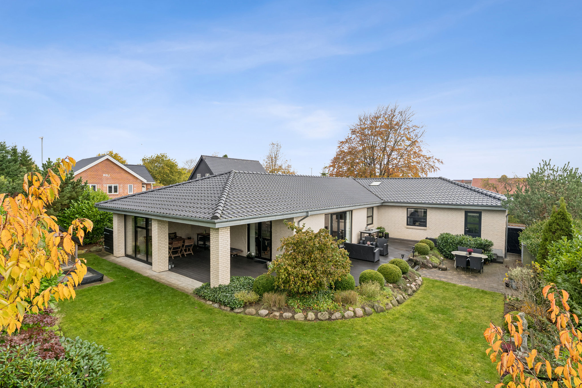 Fremhævet andet billede i fuldskærmstilstand. Billede af Holstebrovej 11, 8940 Randers SV