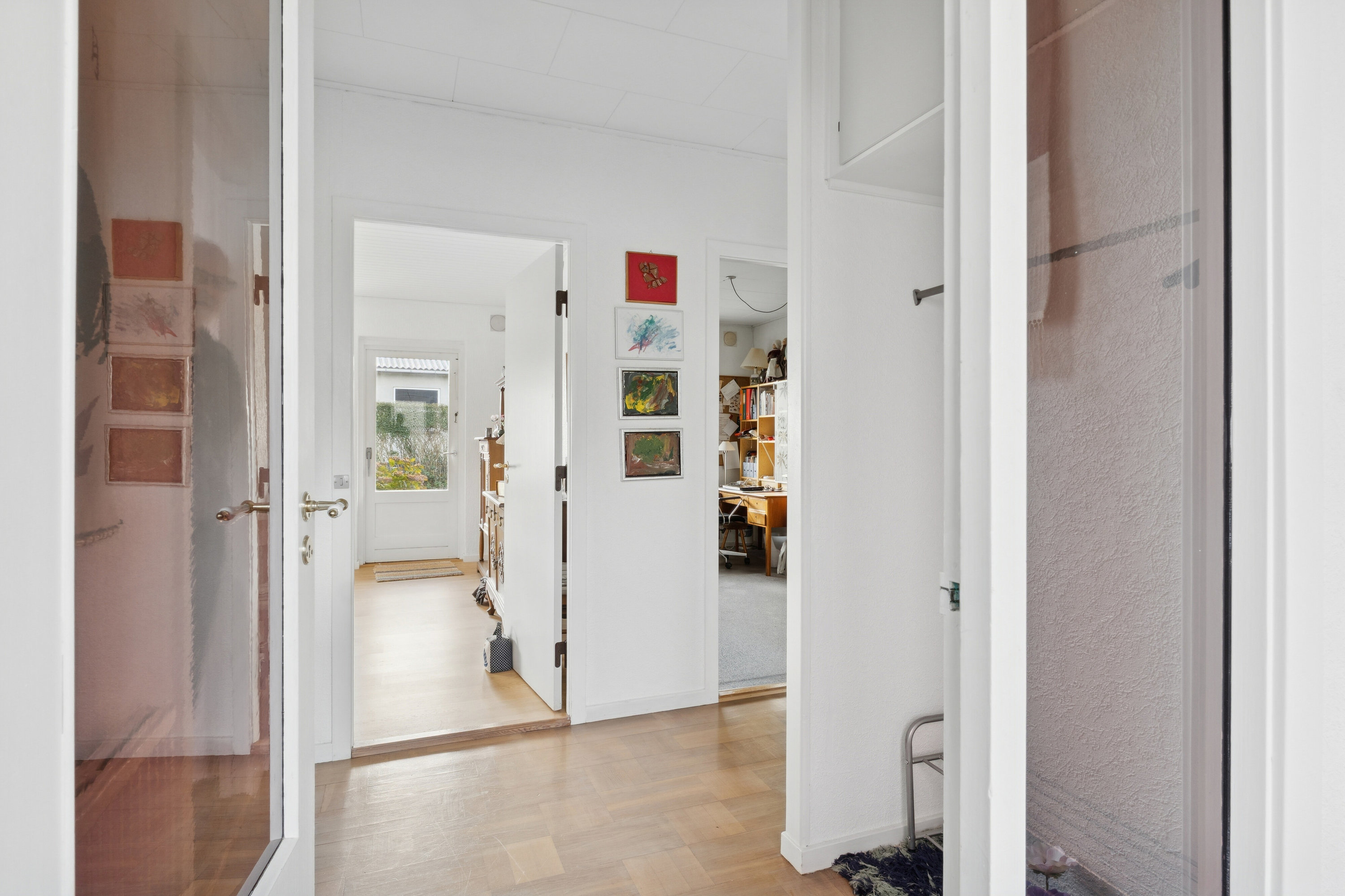 Fremhævet gang billede i fuldskærmstilstand. Billede af Møllevangen 15, 3770 Allinge