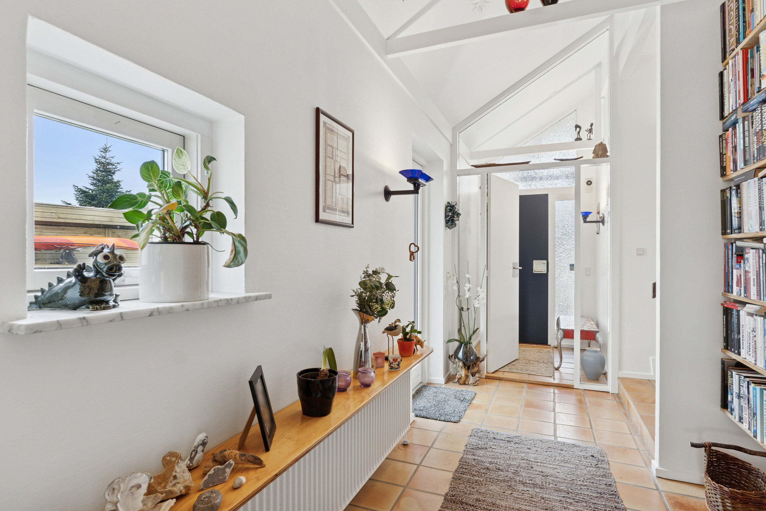 Fremhævet gang billede i fuldskærmstilstand. Billede af Agerhønevej 18, 9800 Hjørring