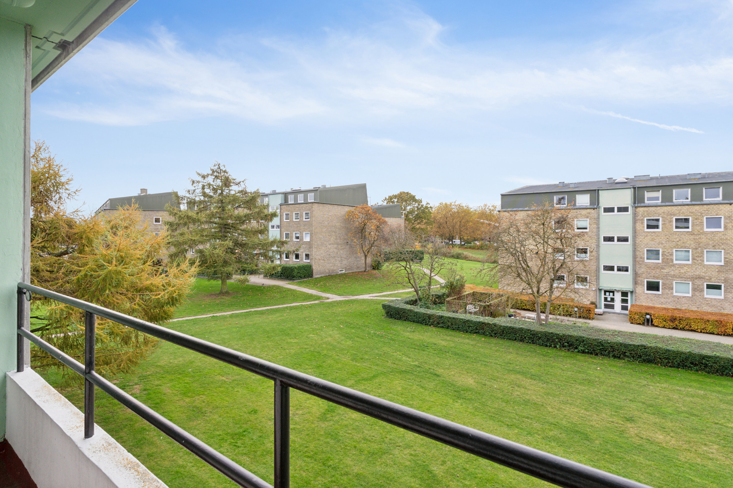 Miniaturebillede 1: altan. Billede af Cedervænget 23, 2. th., 2830 Virum