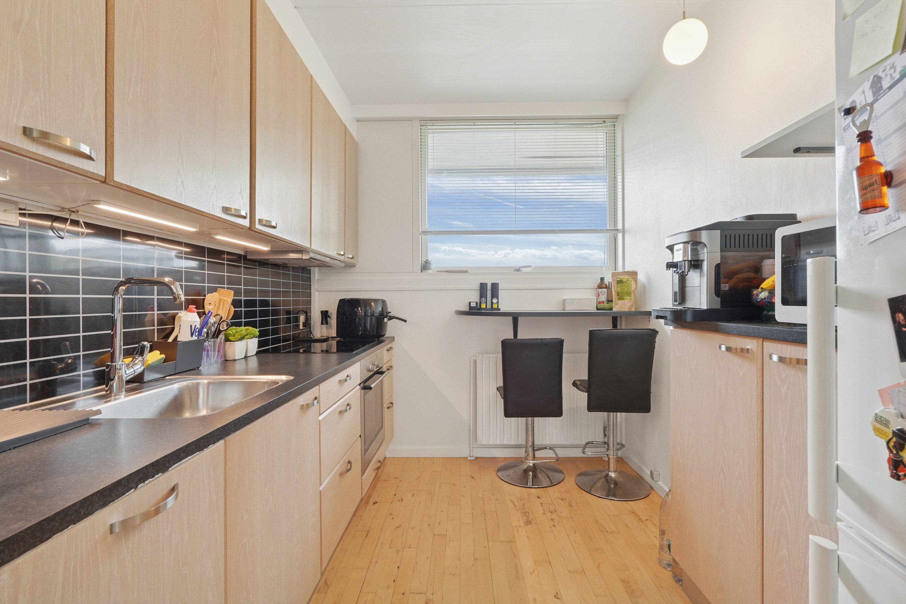 Fremhævet køkken billede i fuldskærmstilstand. Billede af Grøfthøjparken 160, 4. tv., 8260 Viby J