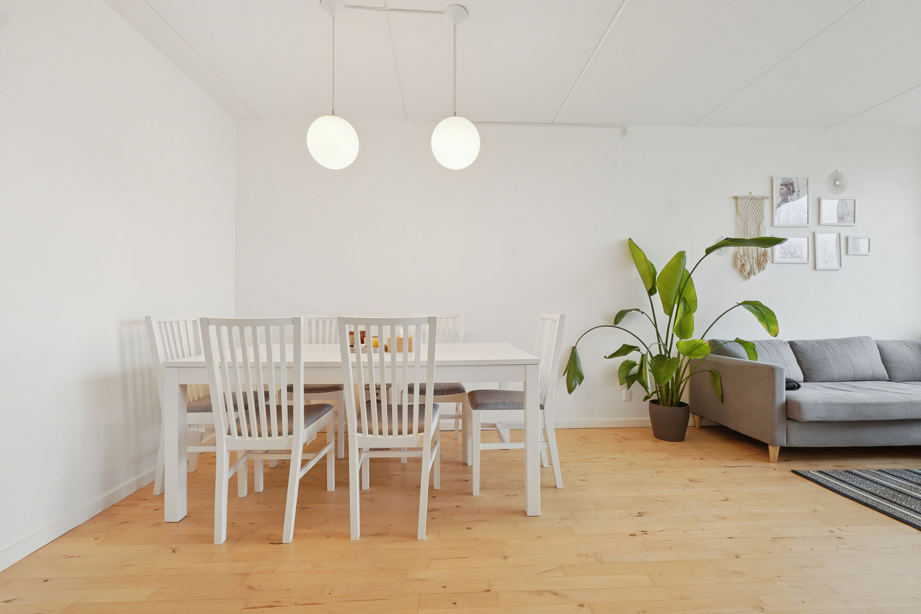 Fremhævet stue billede i fuldskærmstilstand. Billede af Grøfthøjparken 160, 4. tv., 8260 Viby J