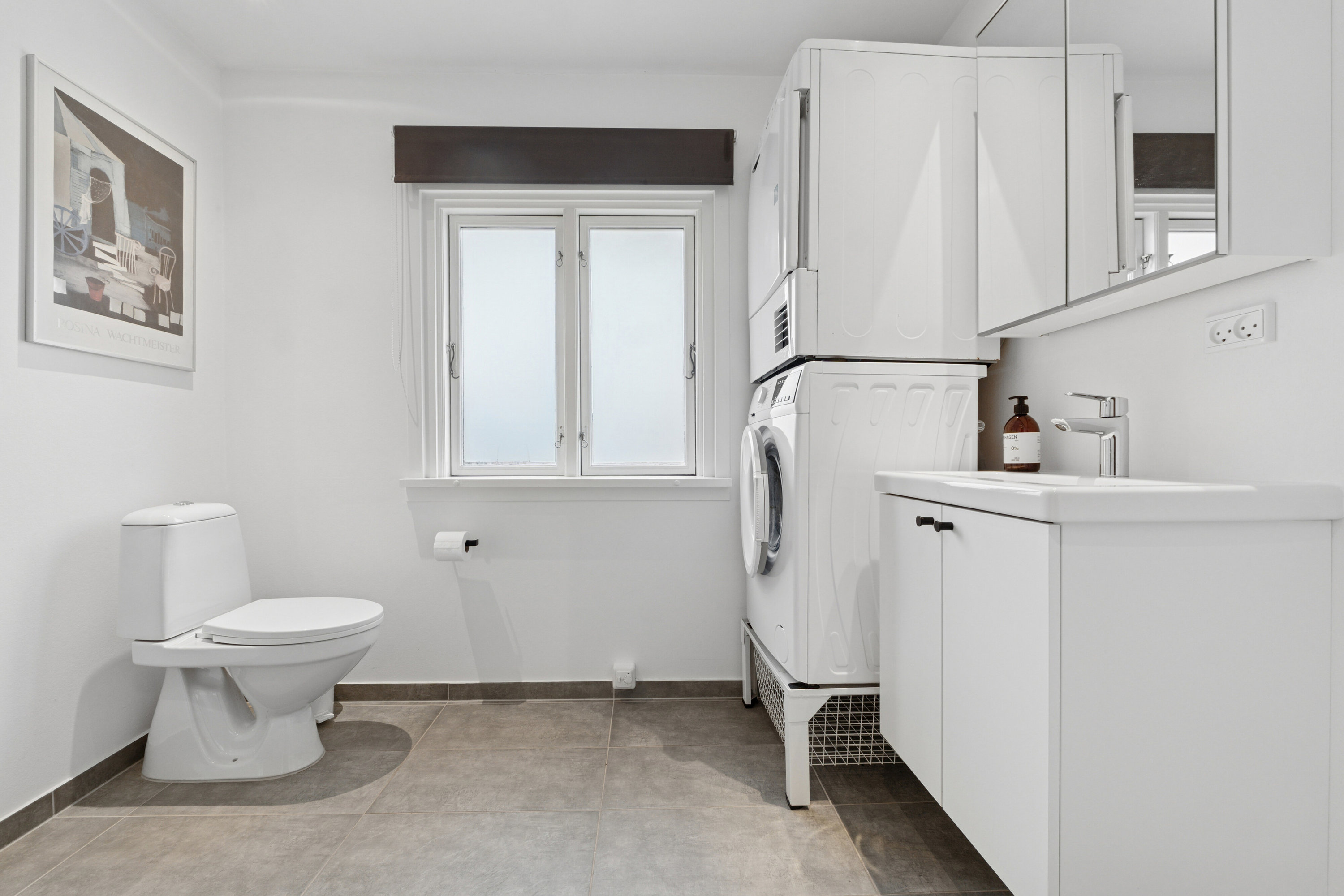 Fremhævet badeværelse billede i fuldskærmstilstand. Billede af Sommerbyen 43, 5800 Nyborg