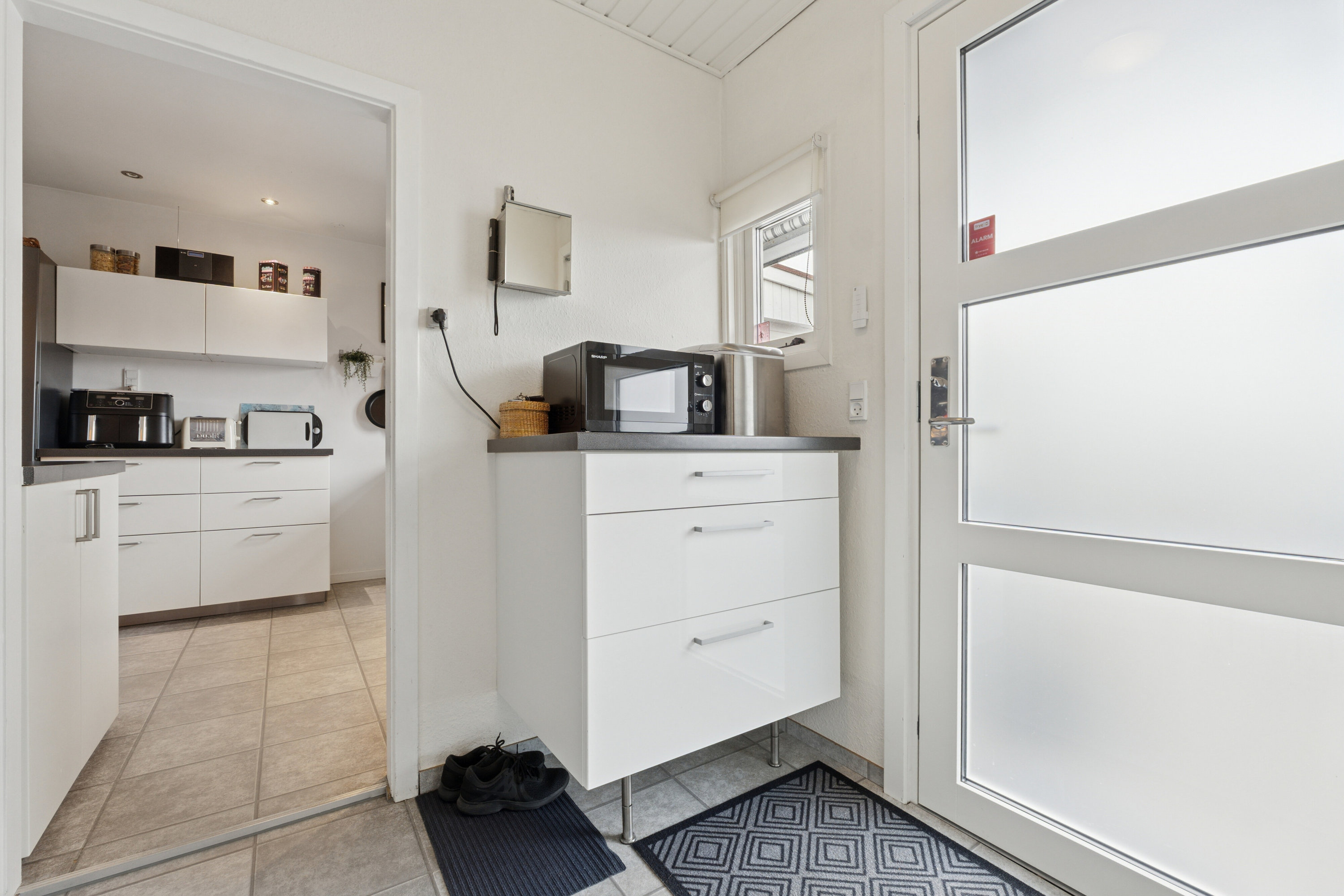 Fremhævet køkken billede i fuldskærmstilstand. Billede af Sommerbyen 43, 5800 Nyborg