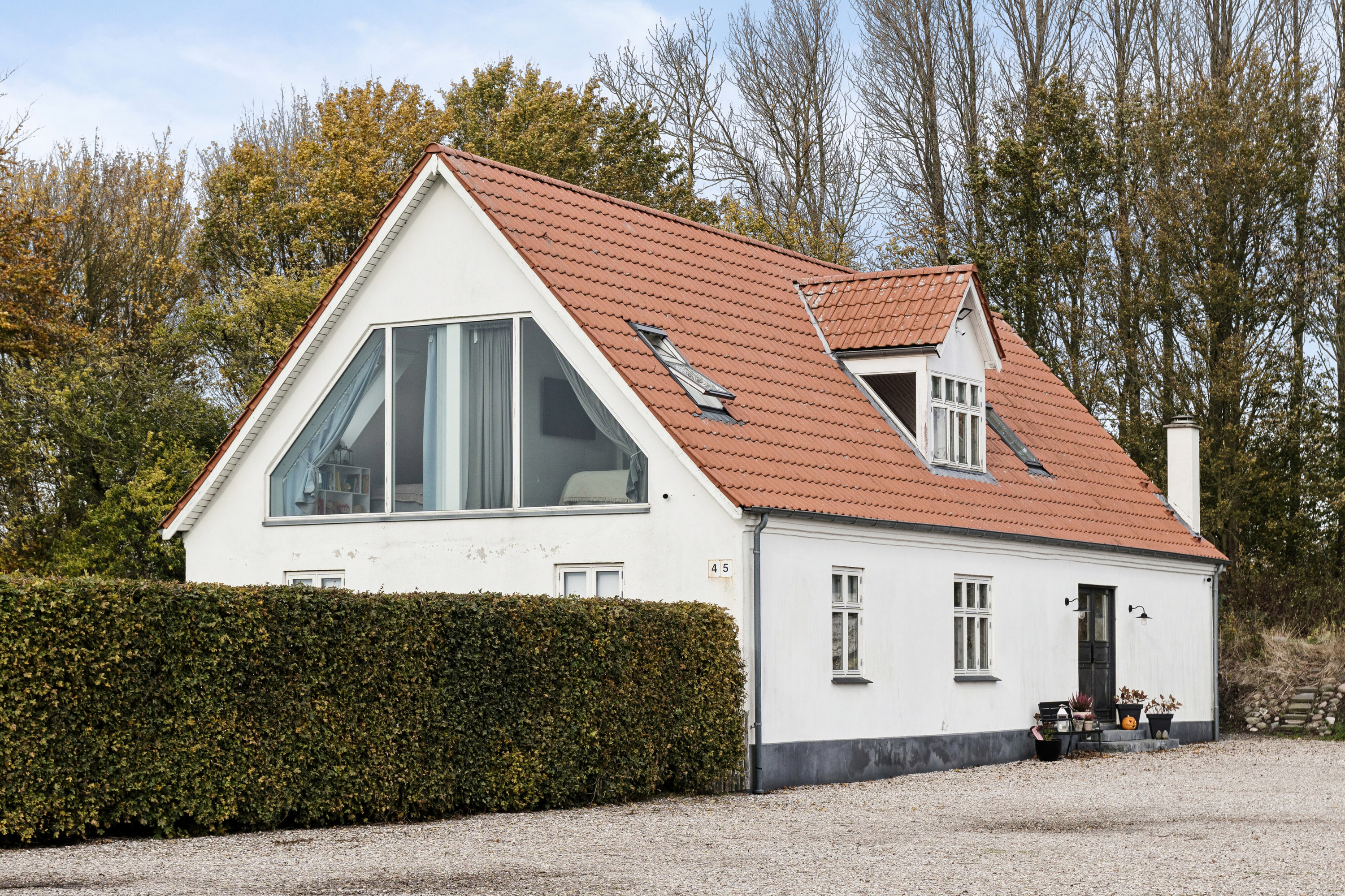 Miniaturebillede 1: set fra vejen. Billede af Sidingevej 45, Sidinge, 4560 Vig