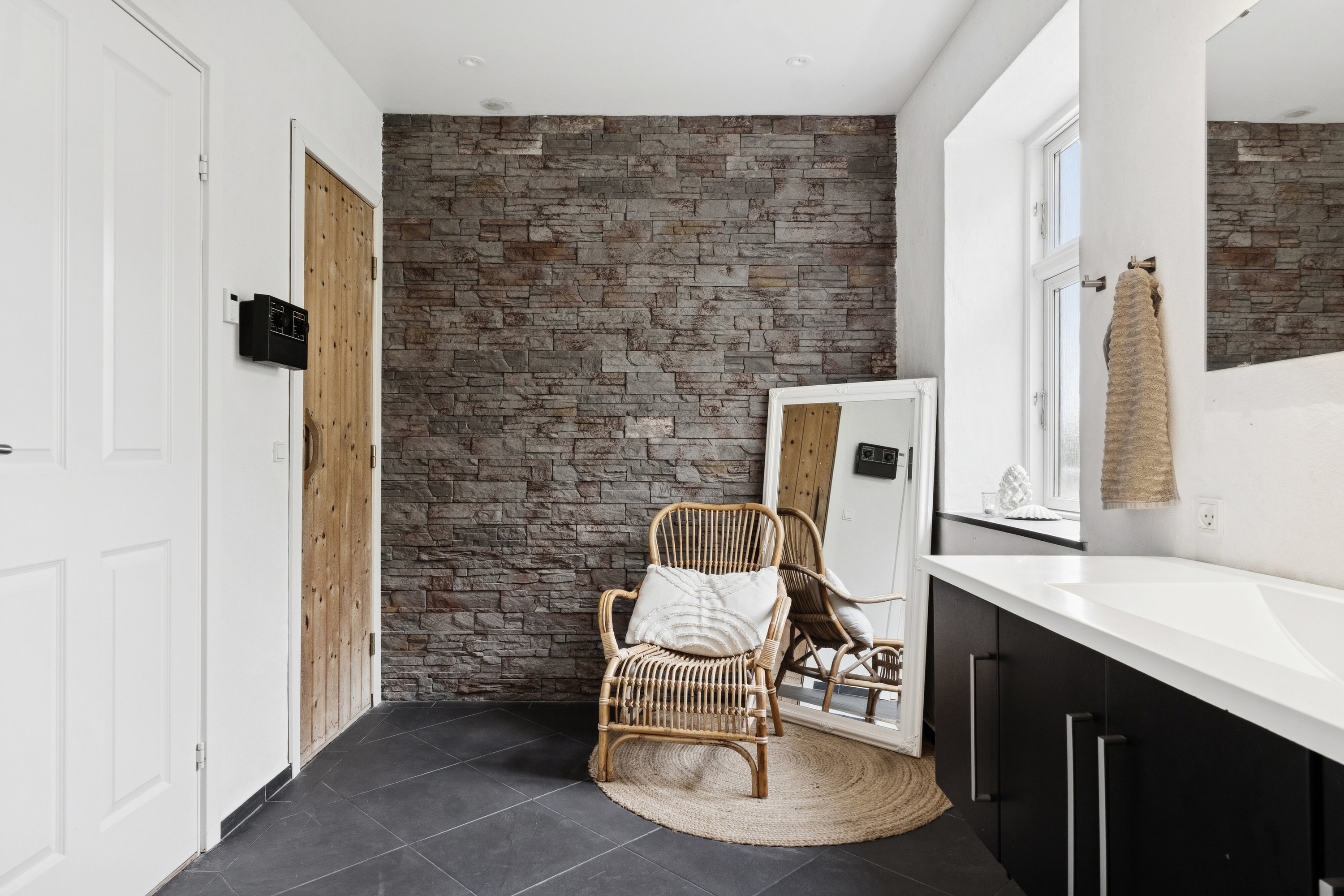 Fremhævet gang billede i fuldskærmstilstand. Billede af Sidingevej 45, Sidinge, 4560 Vig