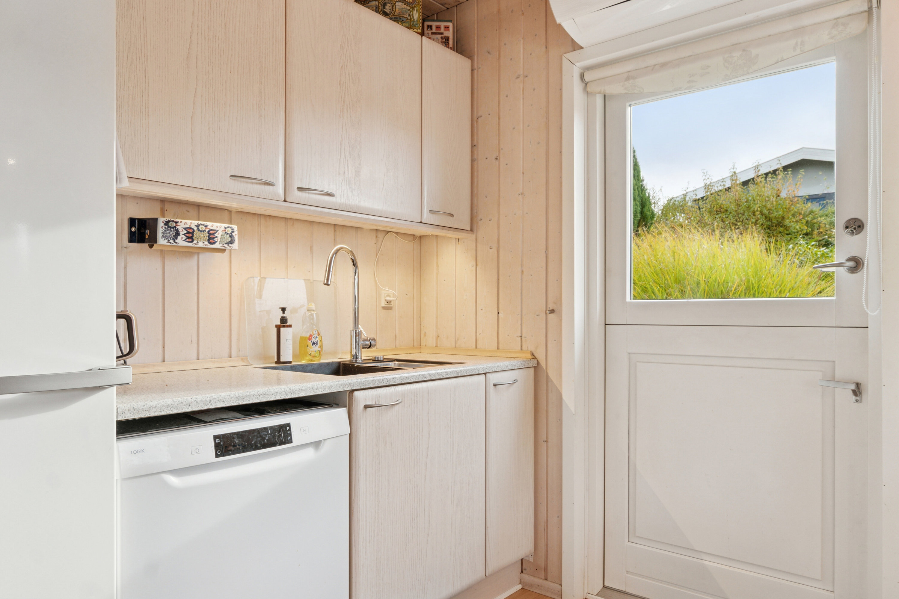 Fremhævet køkken billede i fuldskærmstilstand. Billede af Lindevænget 20, Vellerup, 4050 Skibby