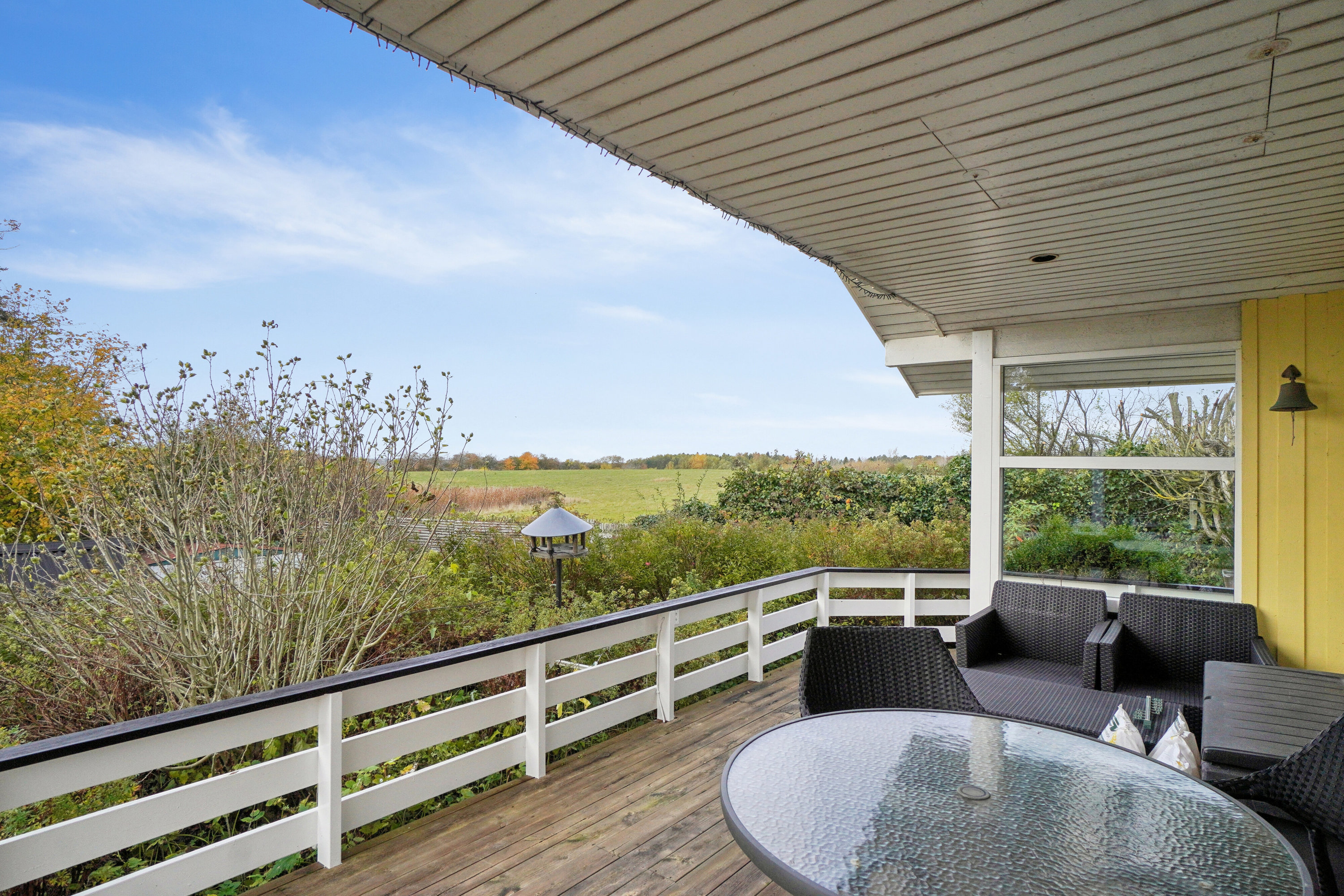 Fremhævet terrasse billede i fuldskærmstilstand. Billede af Lindevænget 20, Vellerup, 4050 Skibby