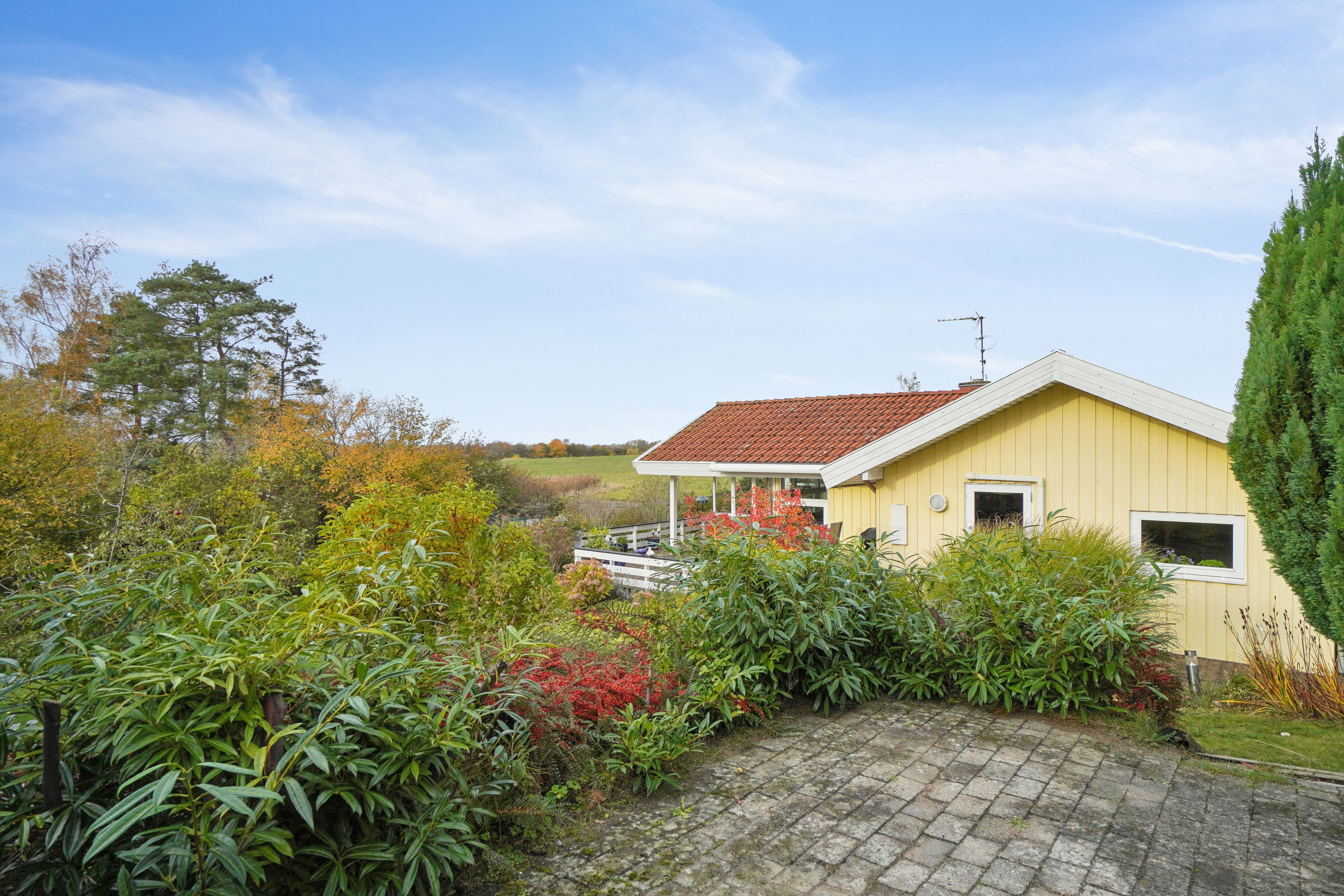 Fremhævet udendørs billede i fuldskærmstilstand. Billede af Lindevænget 20, Vellerup, 4050 Skibby