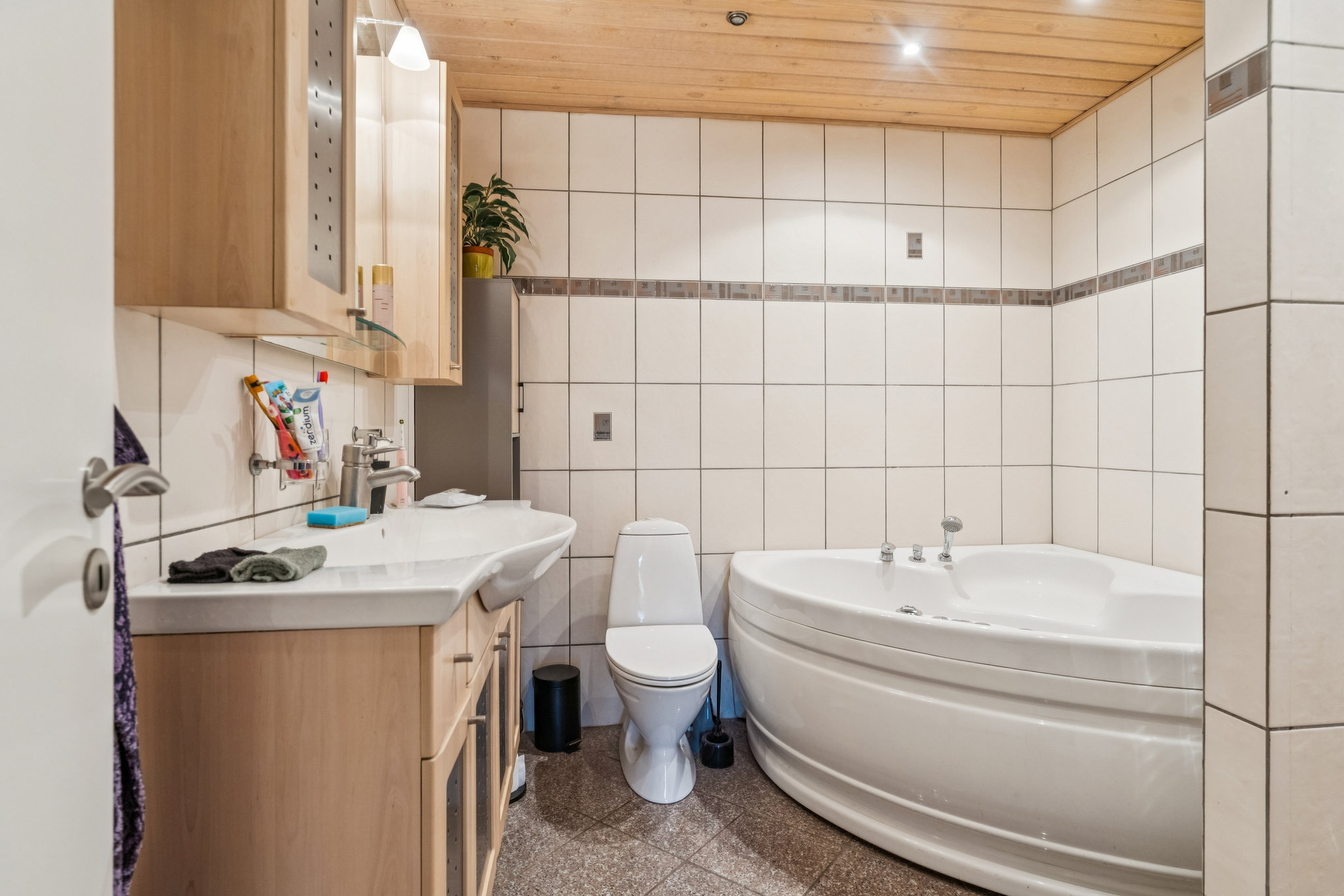 Fremhævet badeværelse billede i fuldskærmstilstand. Billede af Wingesvej 65, 8920 Randers NV