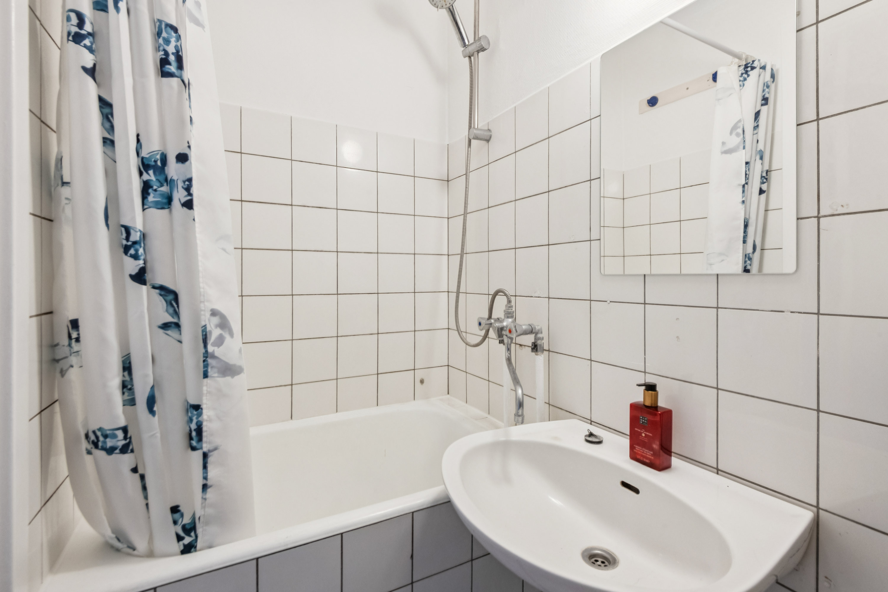 Fremhævet badeværelse billede i fuldskærmstilstand. Billede af Gertrud Rasks Vej 21, st.., 9210 Aalborg SØ