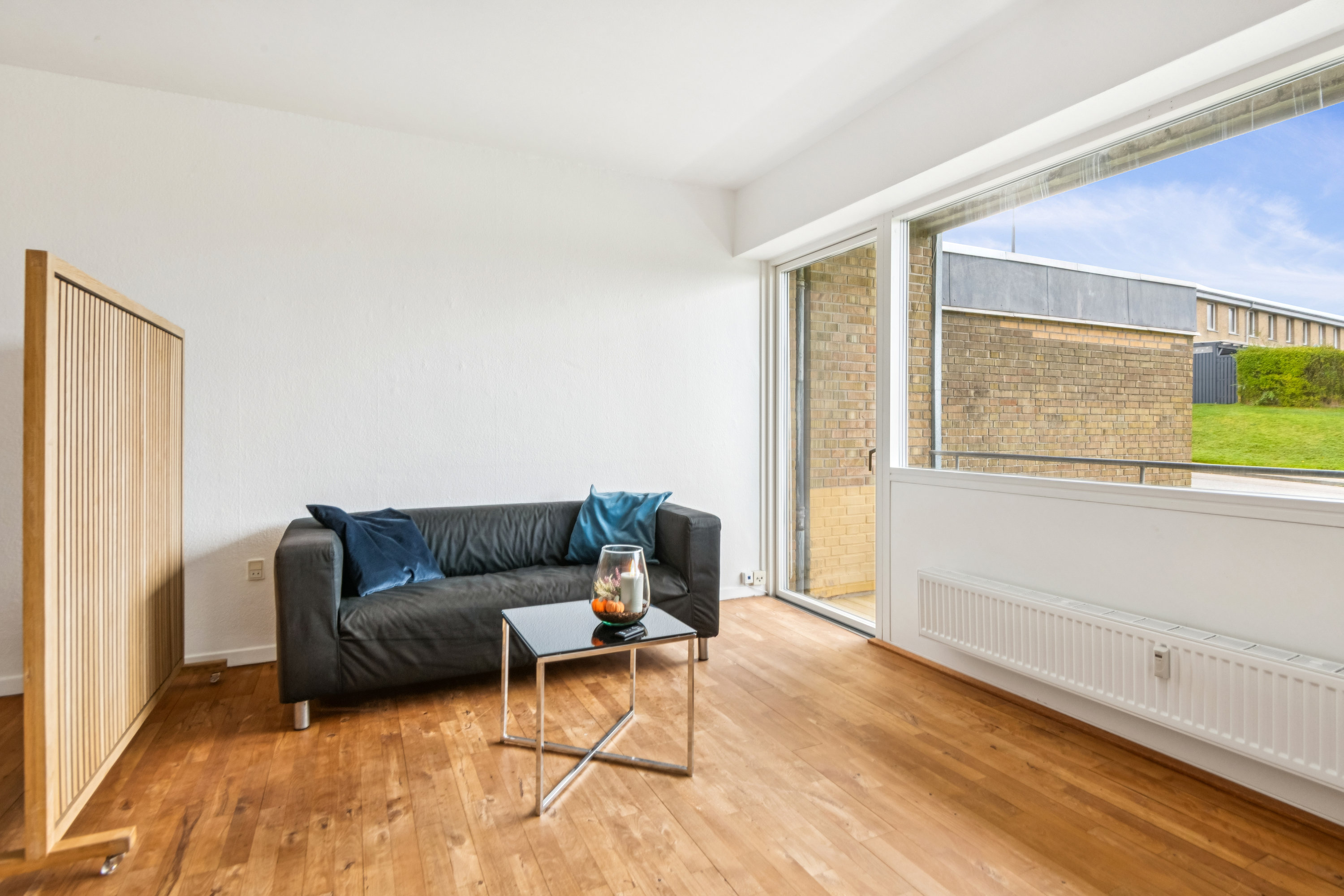 Fremhævet stue billede i fuldskærmstilstand. Billede af Gertrud Rasks Vej 21, st.., 9210 Aalborg SØ