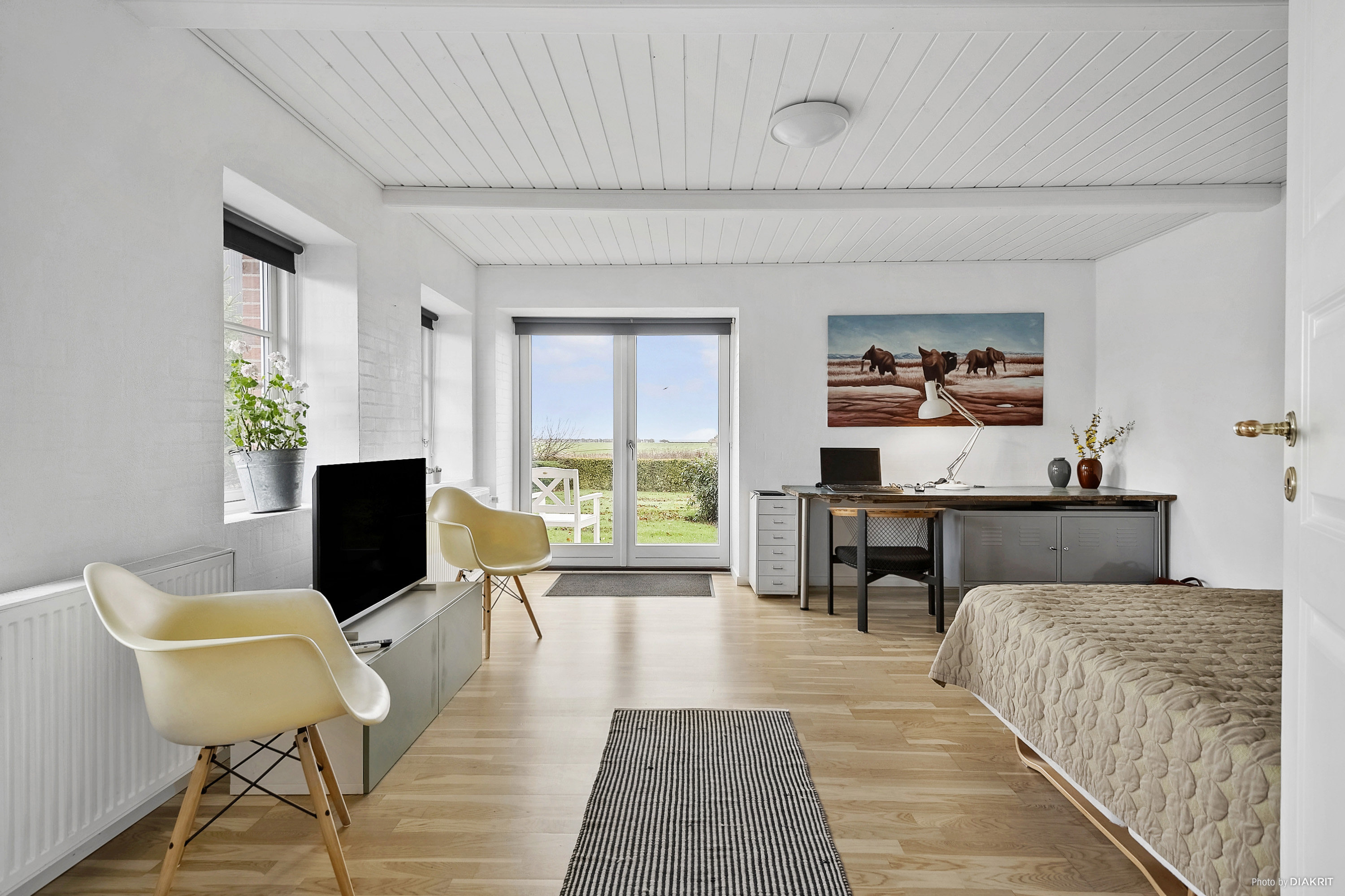 Fremhævet soveværelse billede i fuldskærmstilstand. Billede af Hølkenhavevej 4, Hølken, 8300 Odder