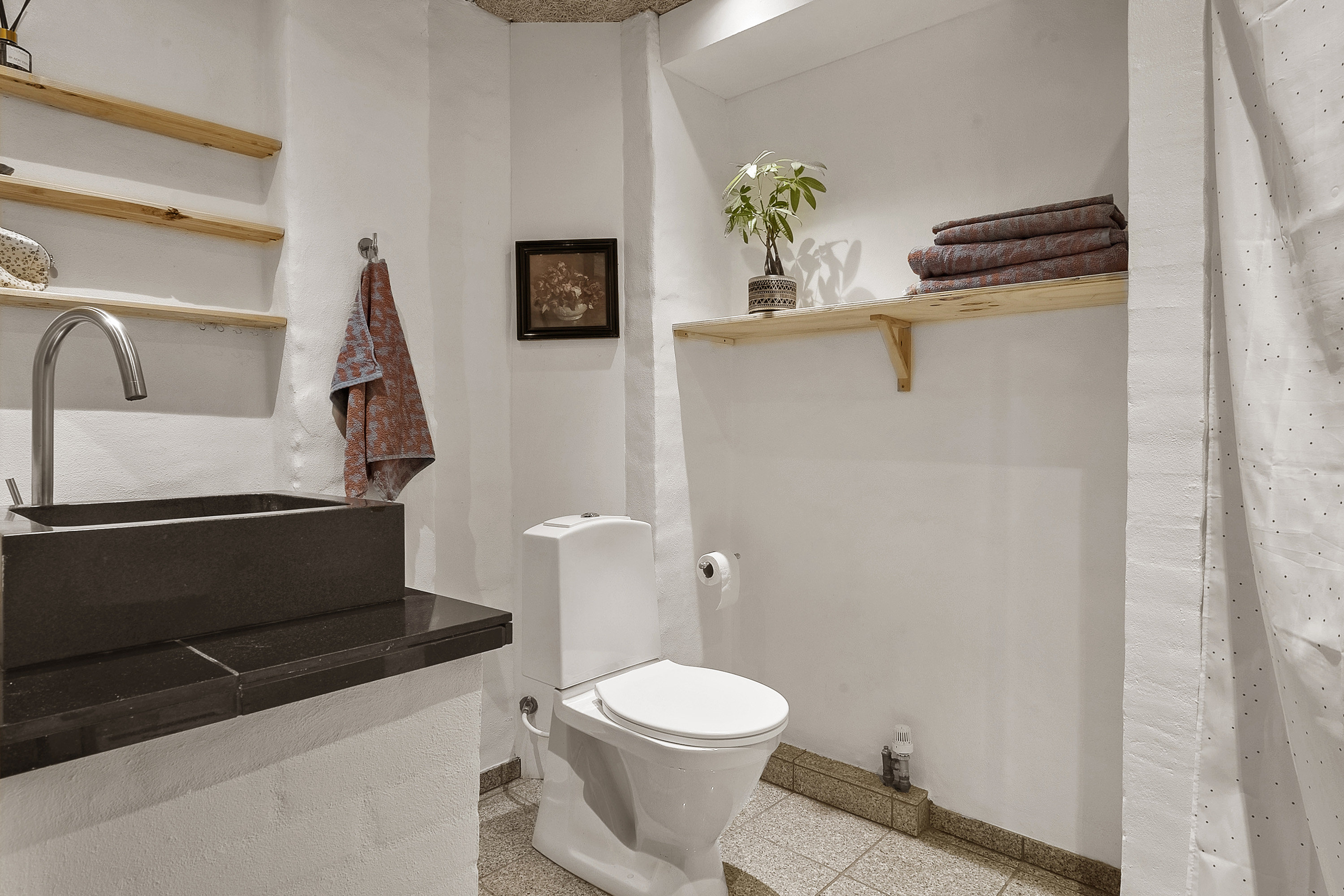 Fremhævet badeværelse billede i fuldskærmstilstand. Billede af Grusdalsvej 9, 8700 Horsens