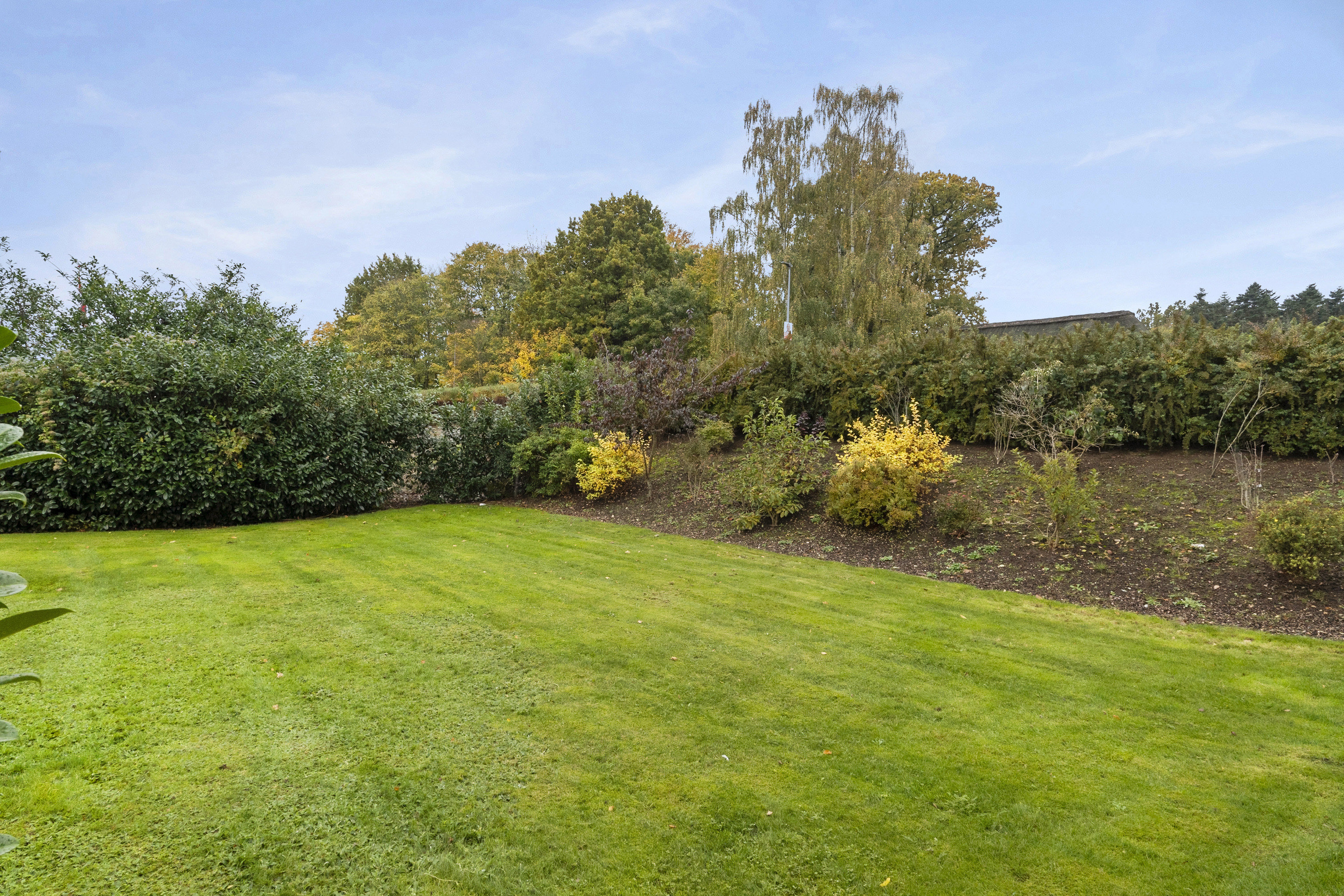 Fremhævet ejendommen billede i fuldskærmstilstand. Billede af Kildevej 13, 7130 Juelsminde