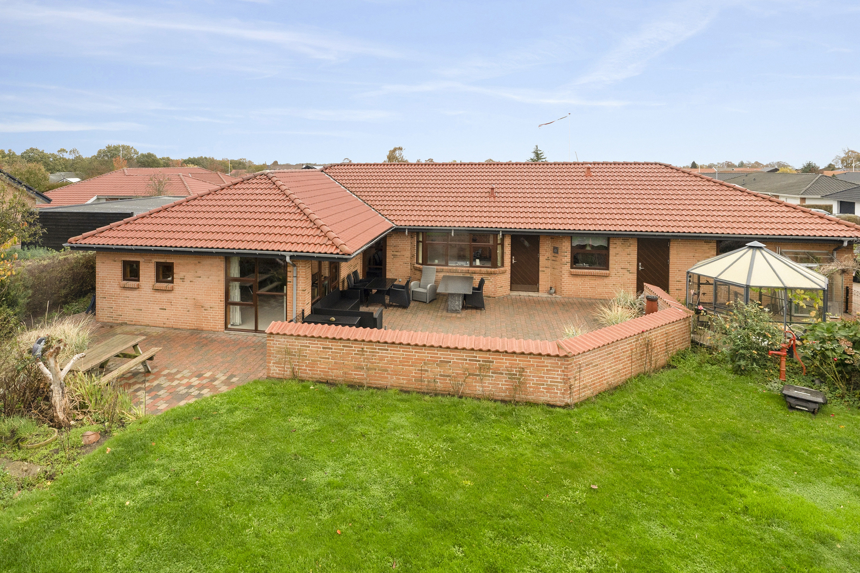 Fremhævet  billede i fuldskærmstilstand. Billede af Kejsdalen 78, Klakring, 7130 Juelsminde