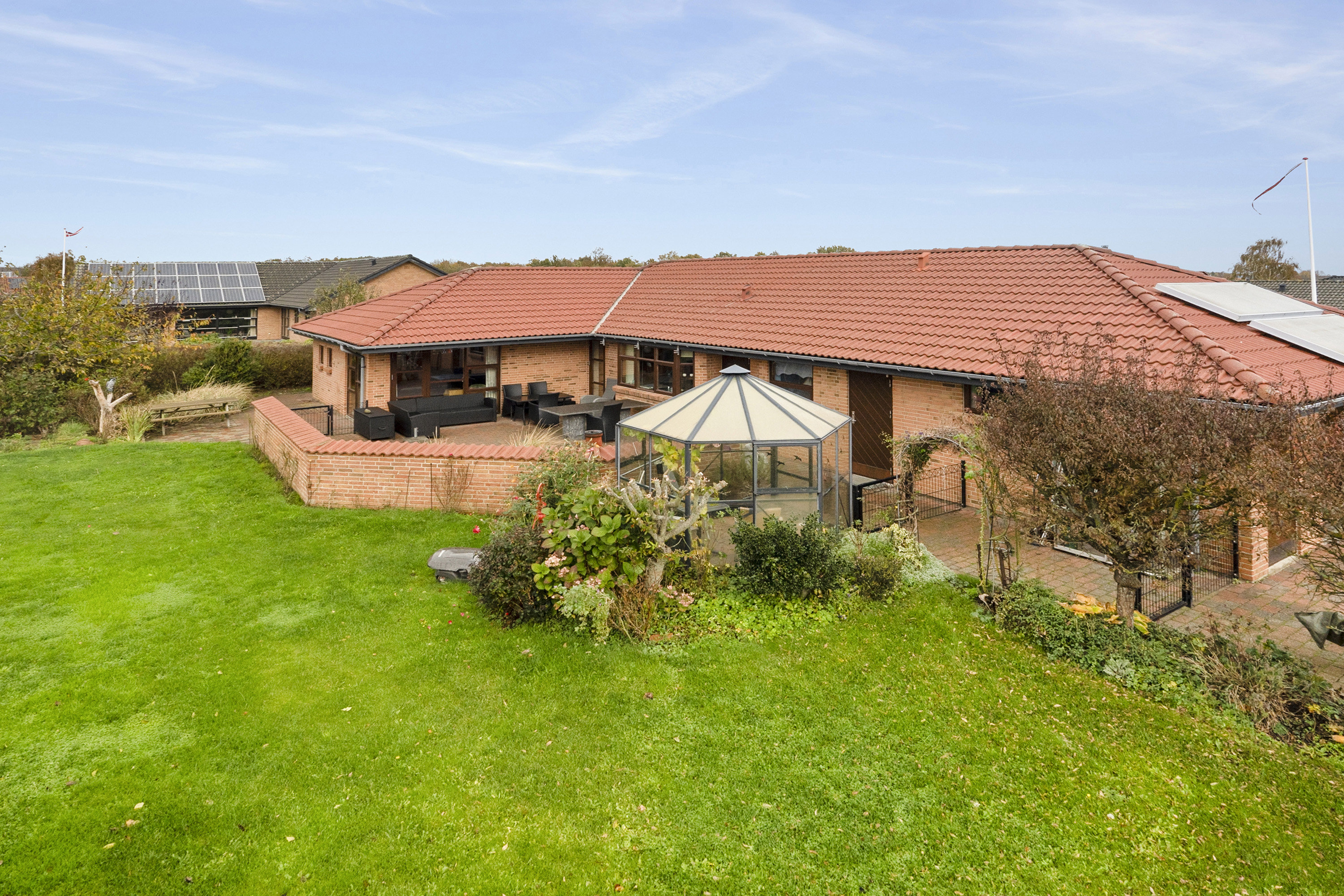 Fremhævet  billede i fuldskærmstilstand. Billede af Kejsdalen 78, Klakring, 7130 Juelsminde