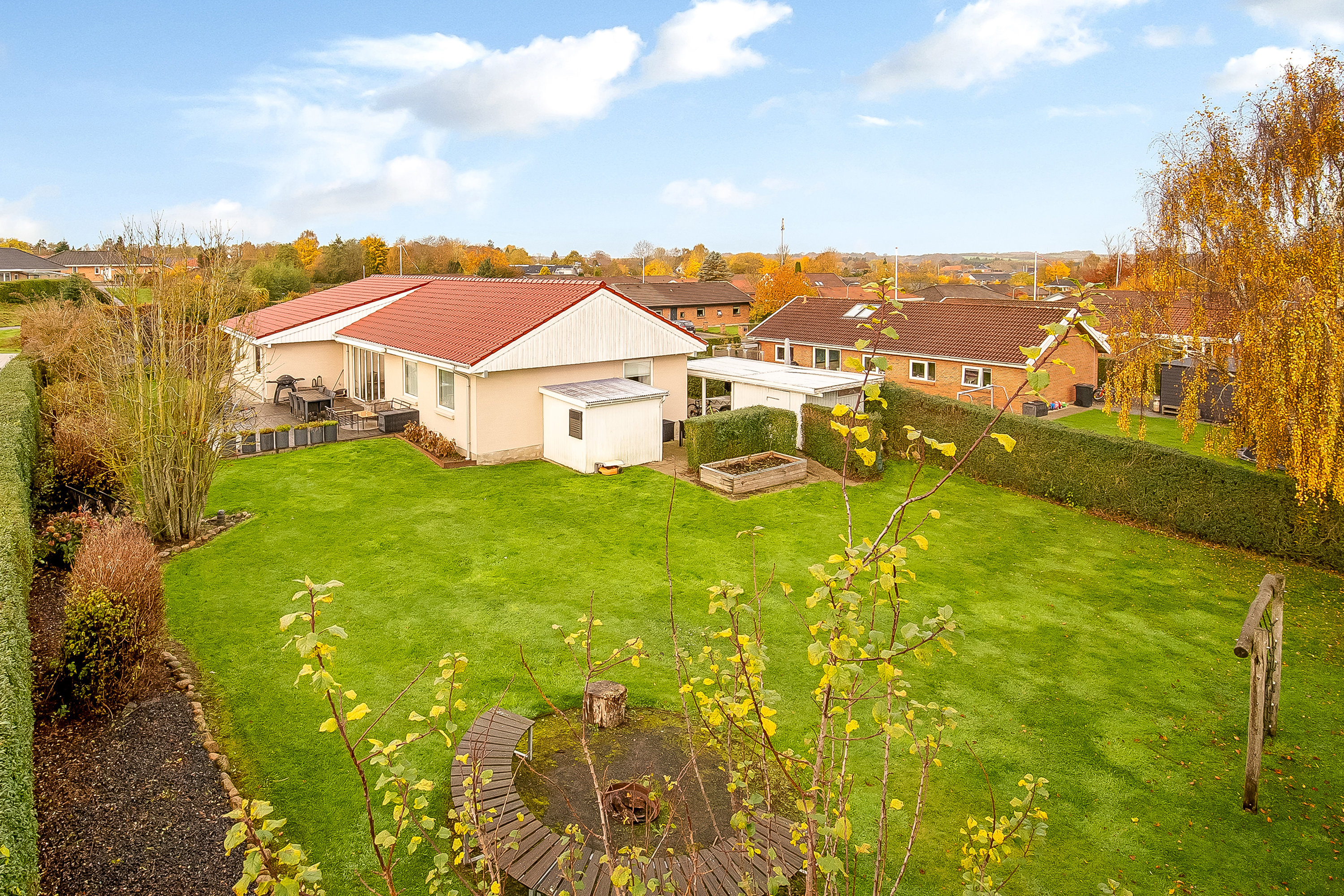 Fremhævet mastefoto billede i fuldskærmstilstand. Billede af Borggårdsparken 26, 7080 Børkop