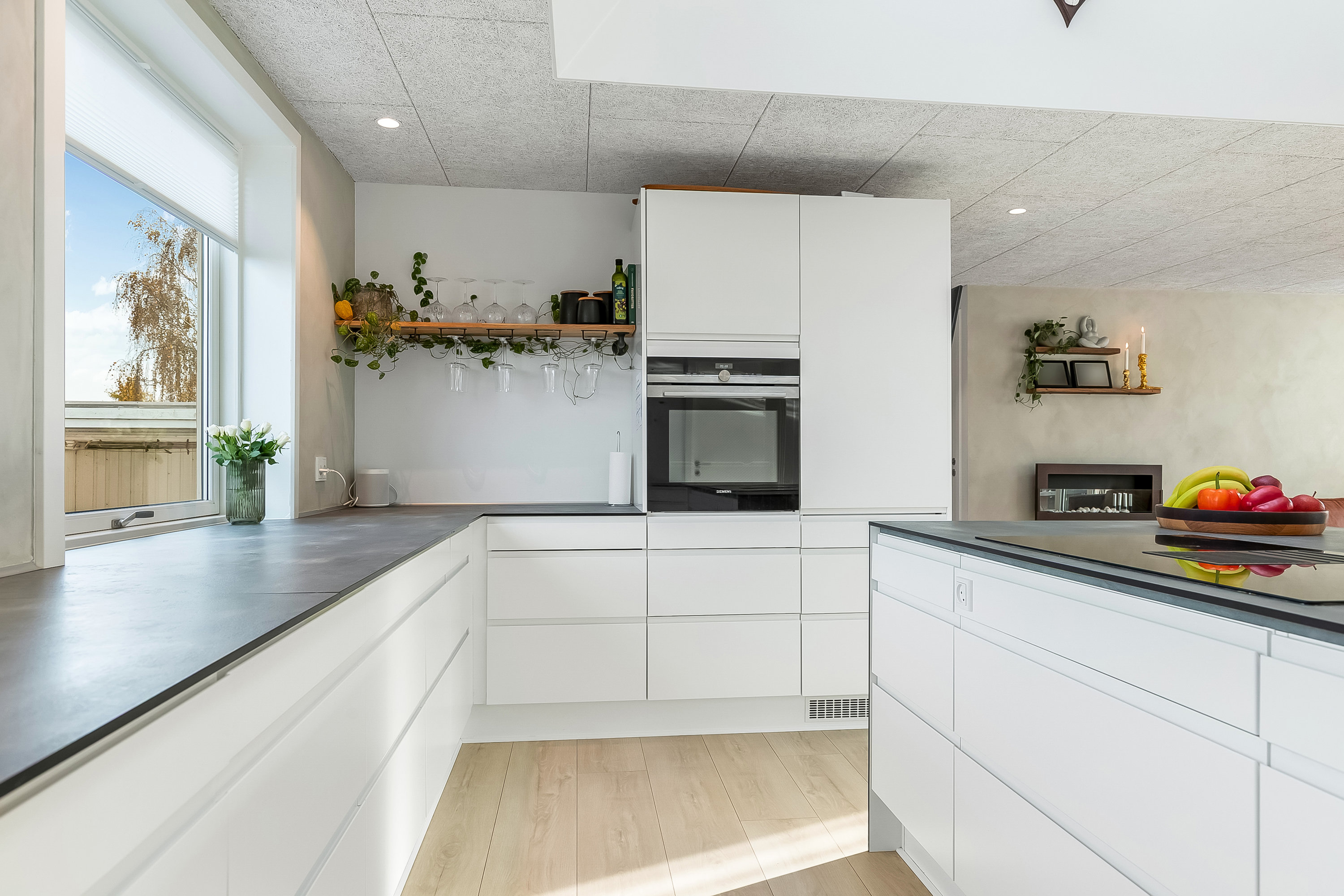 Fremhævet køkken billede i fuldskærmstilstand. Billede af Borggårdsparken 26, 7080 Børkop