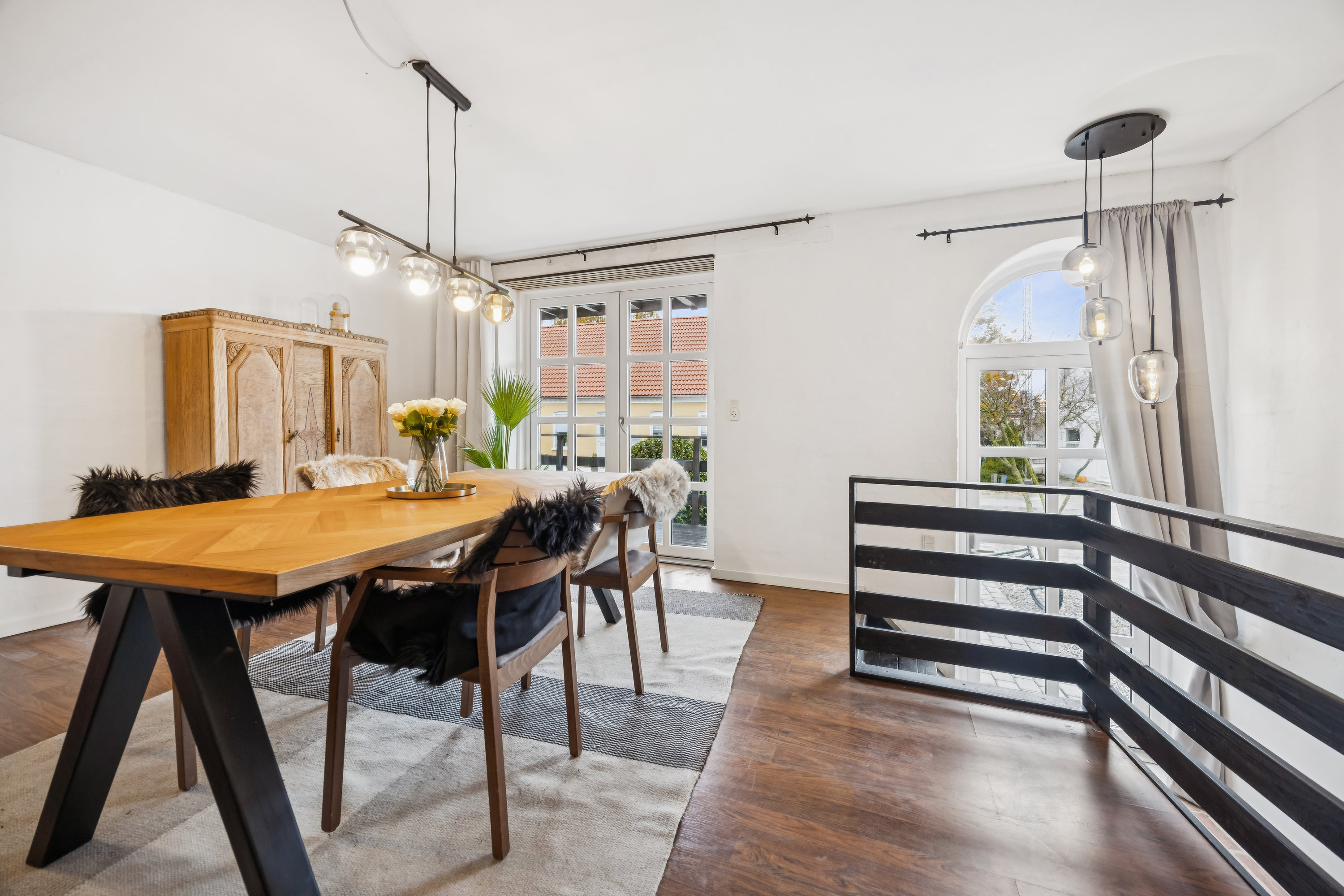 Fremhævet stue billede i fuldskærmstilstand. Billede af Vestvej 22, 9310 Vodskov