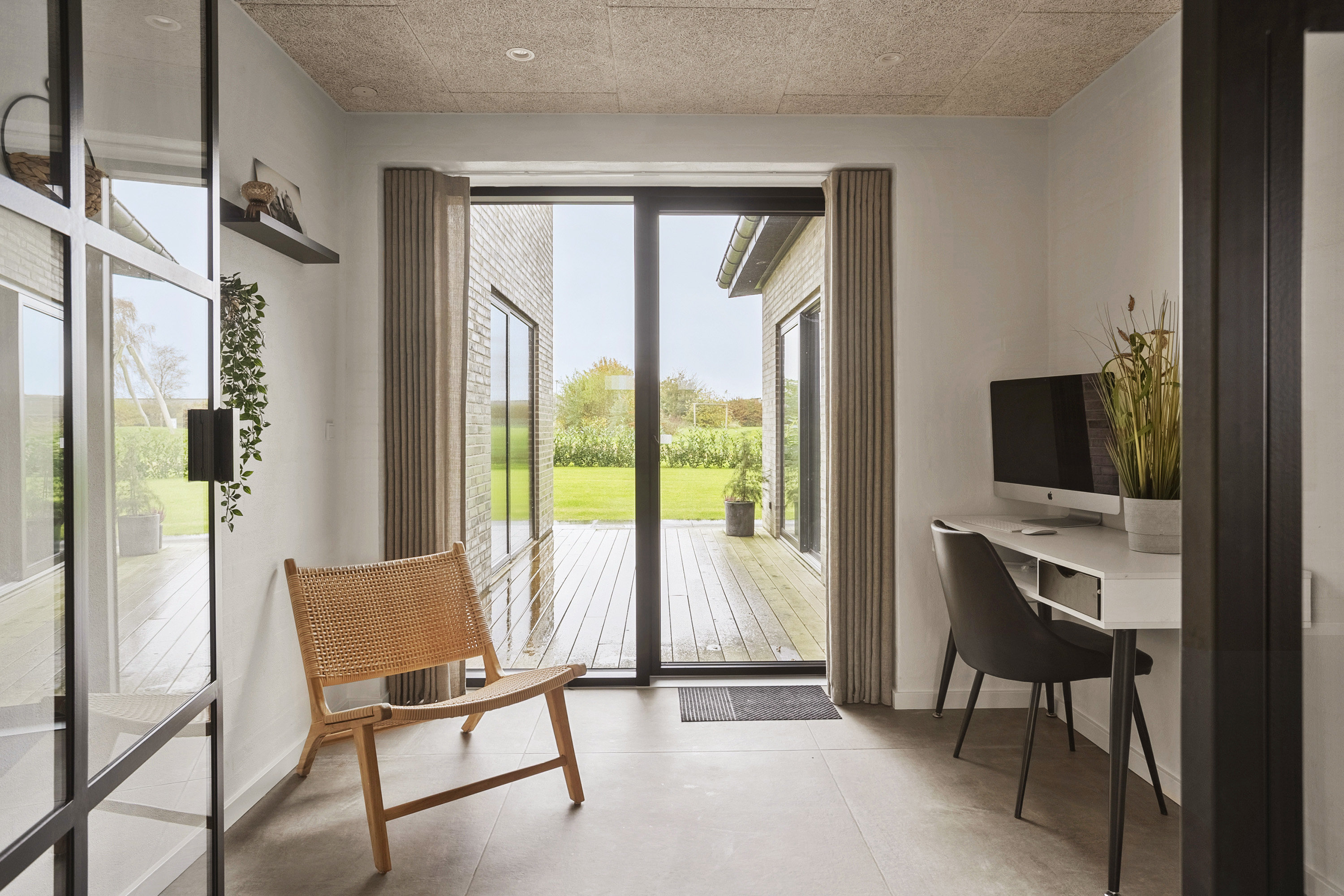 Fremhævet kontor billede i fuldskærmstilstand. Billede af Kongstedgårds Alle 21, 6600 Vejen