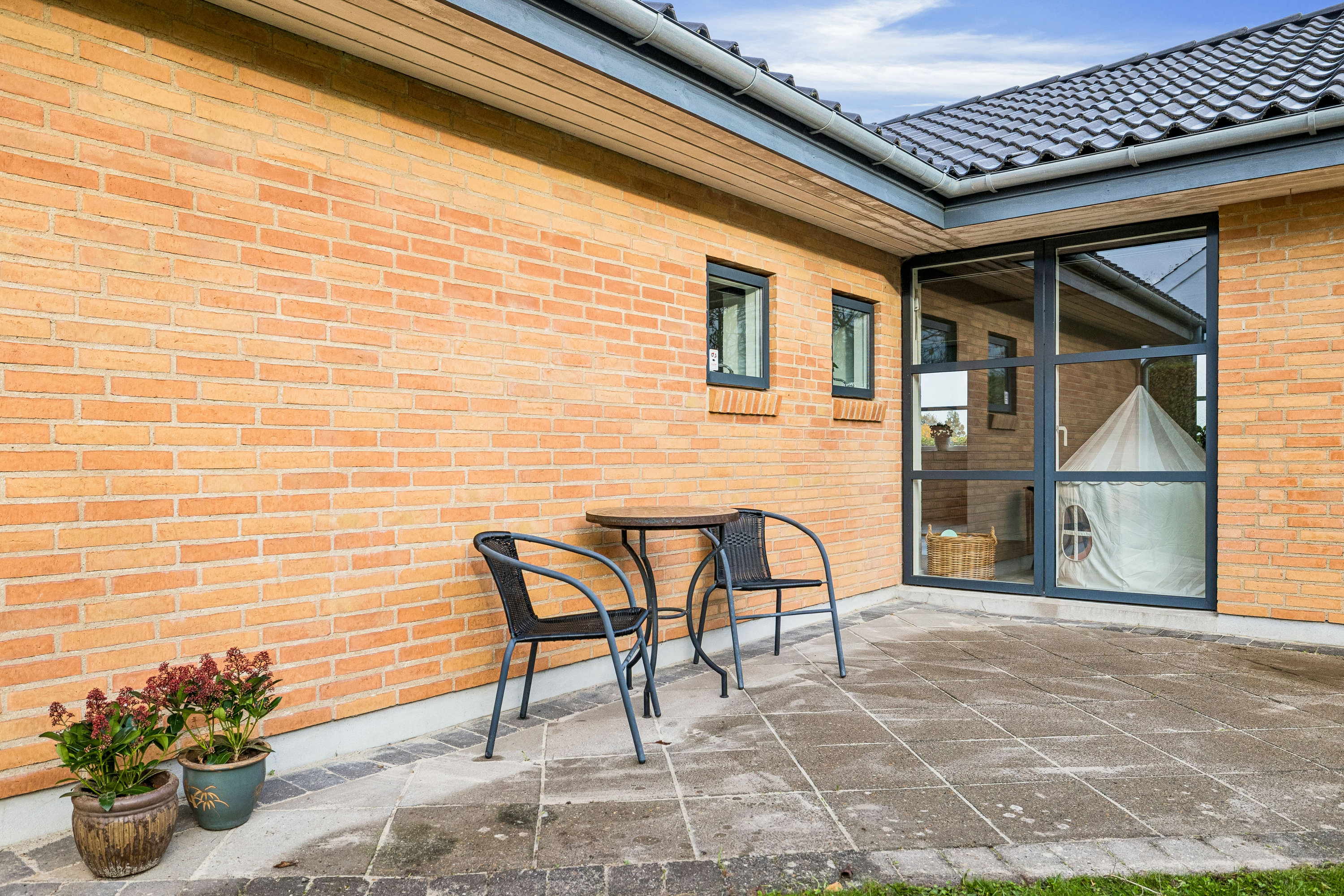 Fremhævet terrasse billede i fuldskærmstilstand. Billede af Skovkildeparken 73, Virring, 8660 Skanderborg