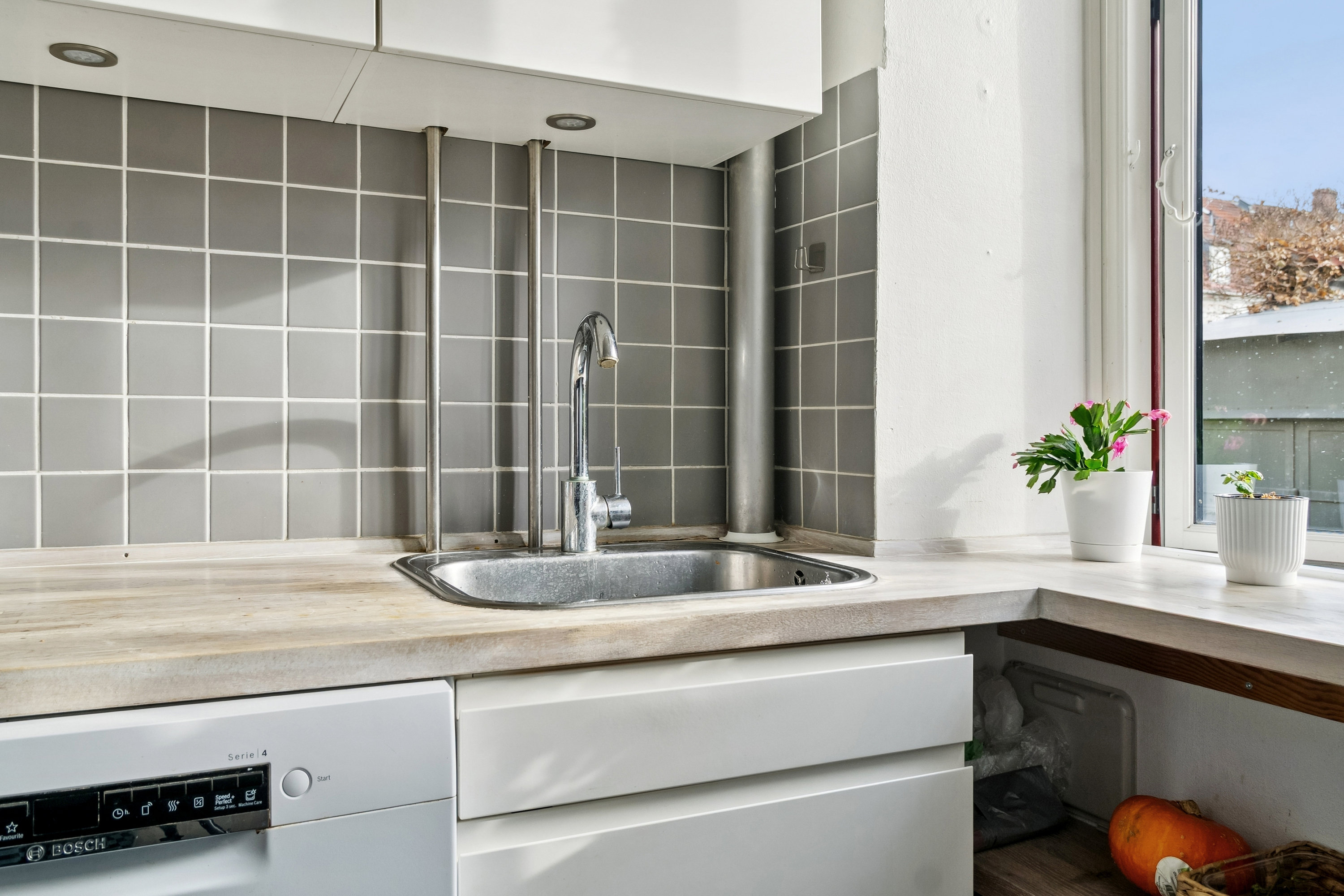 Fremhævet  billede i fuldskærmstilstand. Billede af Karensgade 10, st.. tv., 2500 Valby