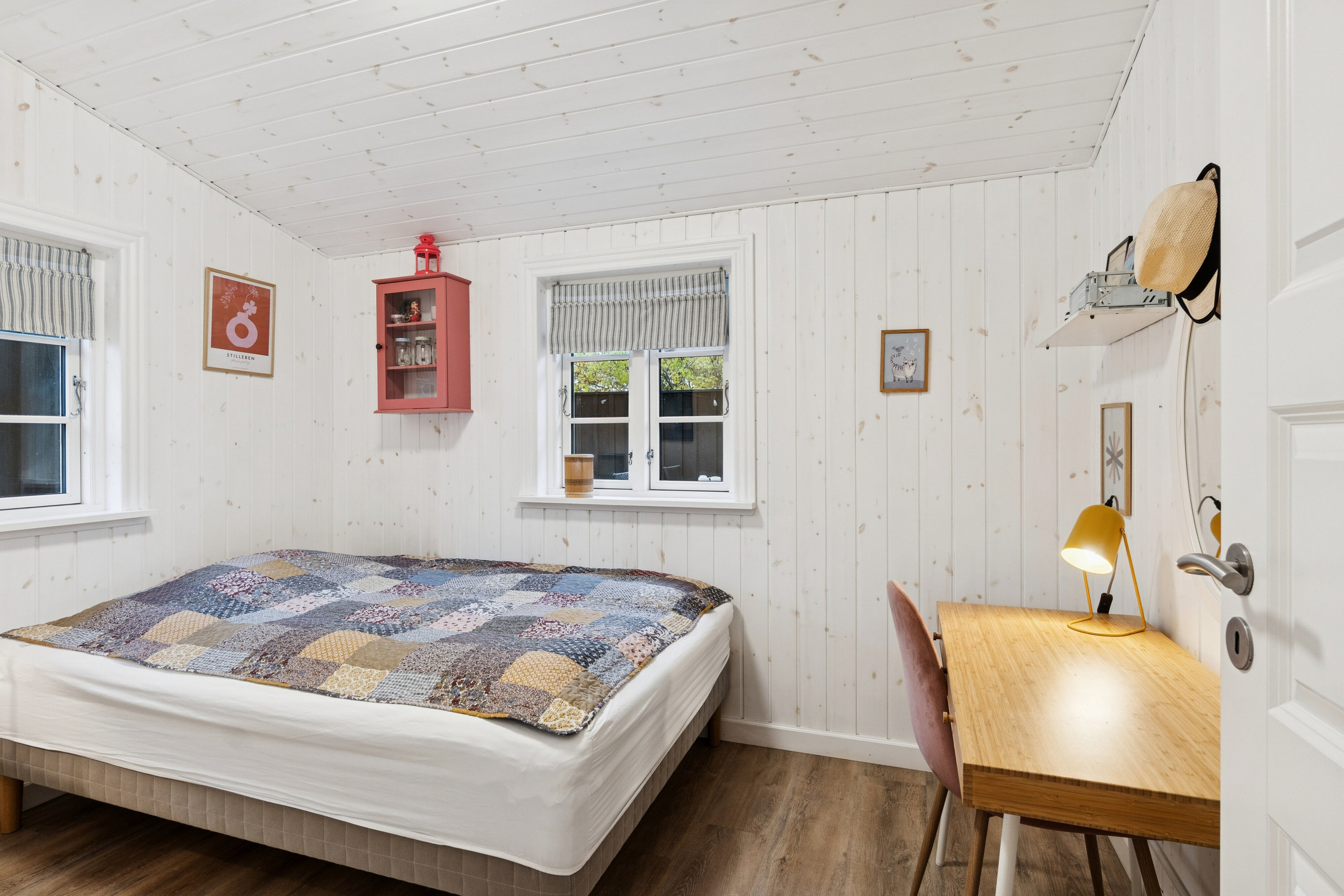 Fremhævet soveværelse billede i fuldskærmstilstand. Billede af Vagtelvej 2, Ellinge Lyng, 4560 Vig