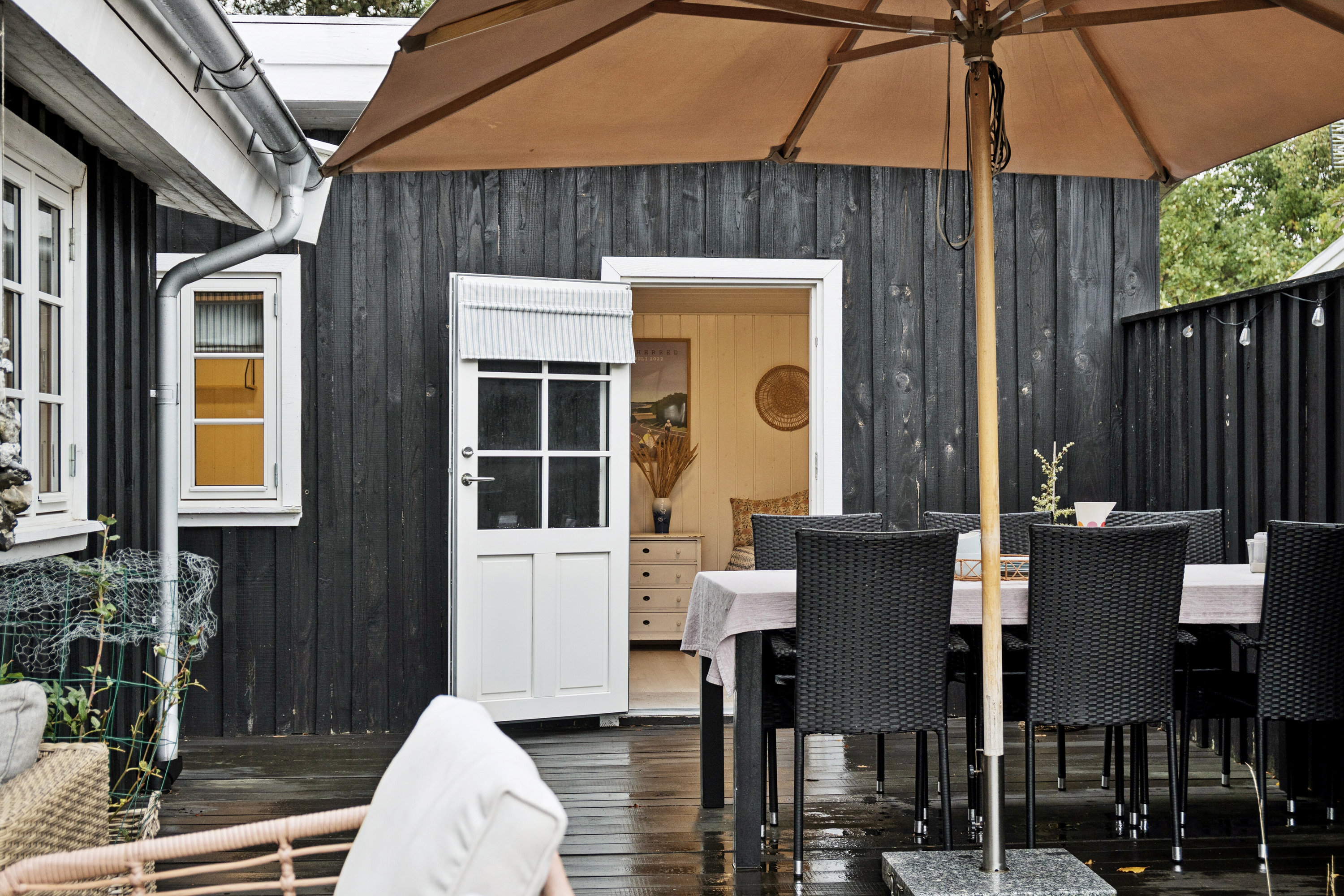 Fremhævet overdækket terrasse billede i fuldskærmstilstand. Billede af Vagtelvej 2, Ellinge Lyng, 4560 Vig