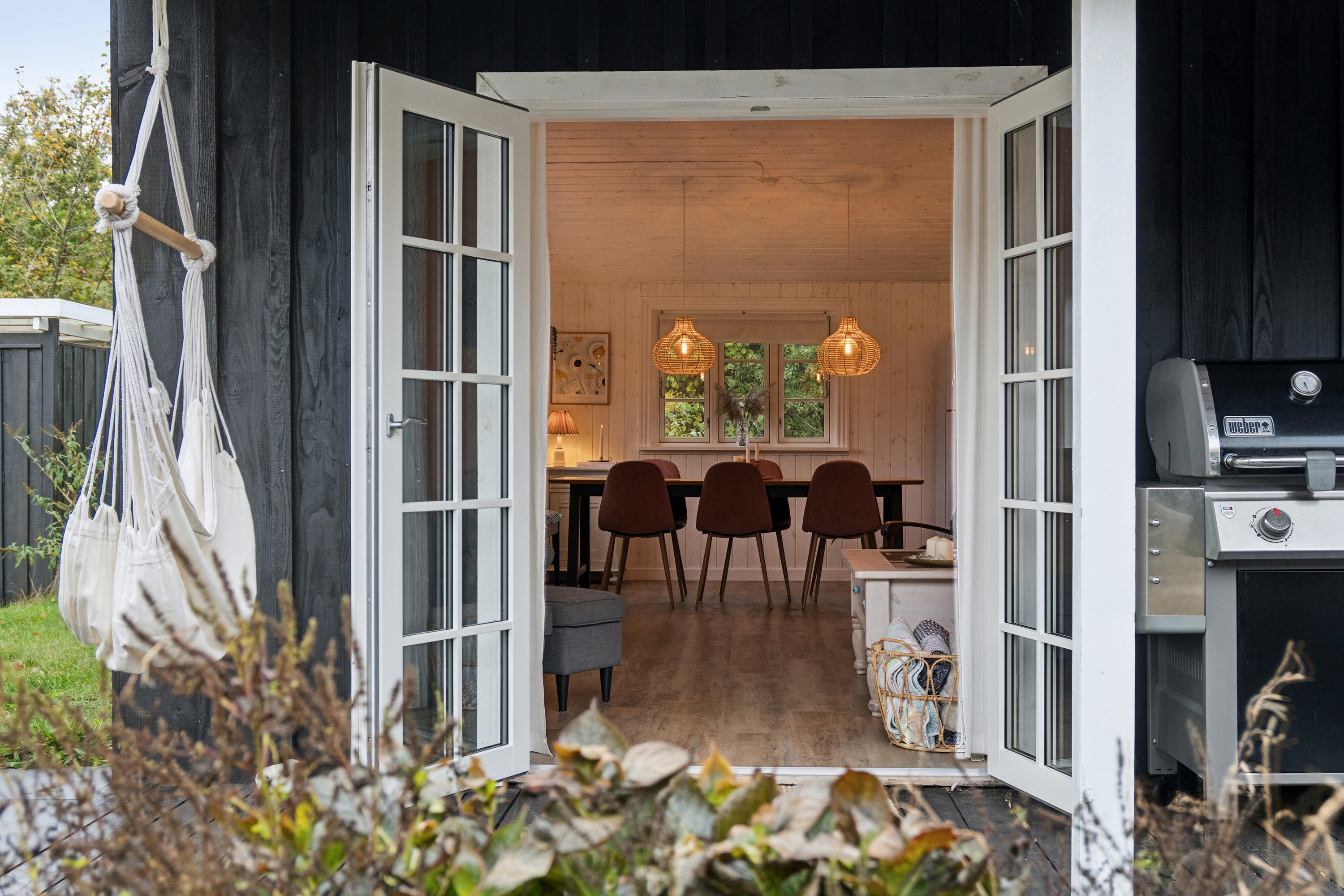 Fremhævet udendørs billede i fuldskærmstilstand. Billede af Vagtelvej 2, Ellinge Lyng, 4560 Vig