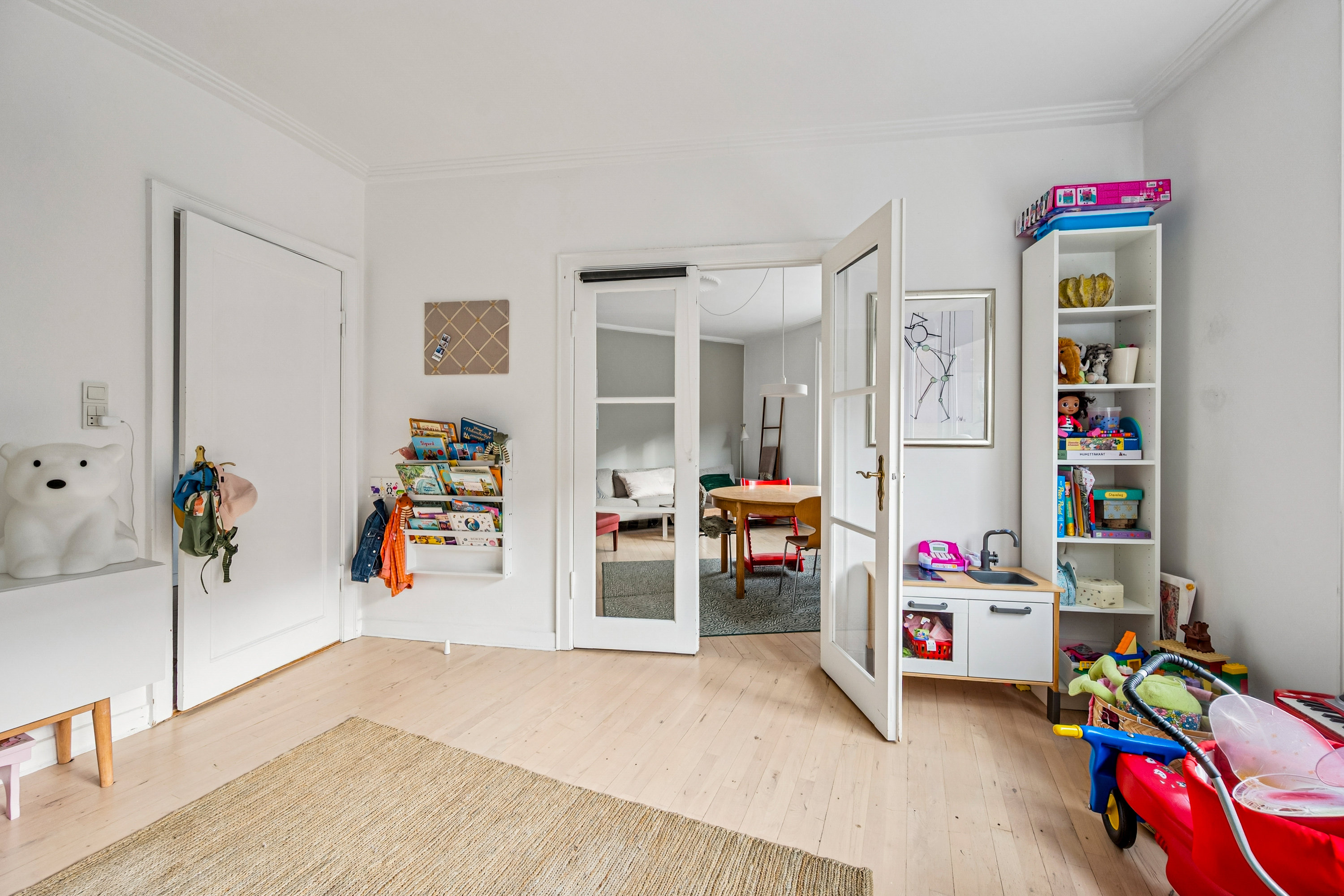 Fremhævet  billede i fuldskærmstilstand. Billede af Brøndkærvej 15, 2. th., 2500 Valby