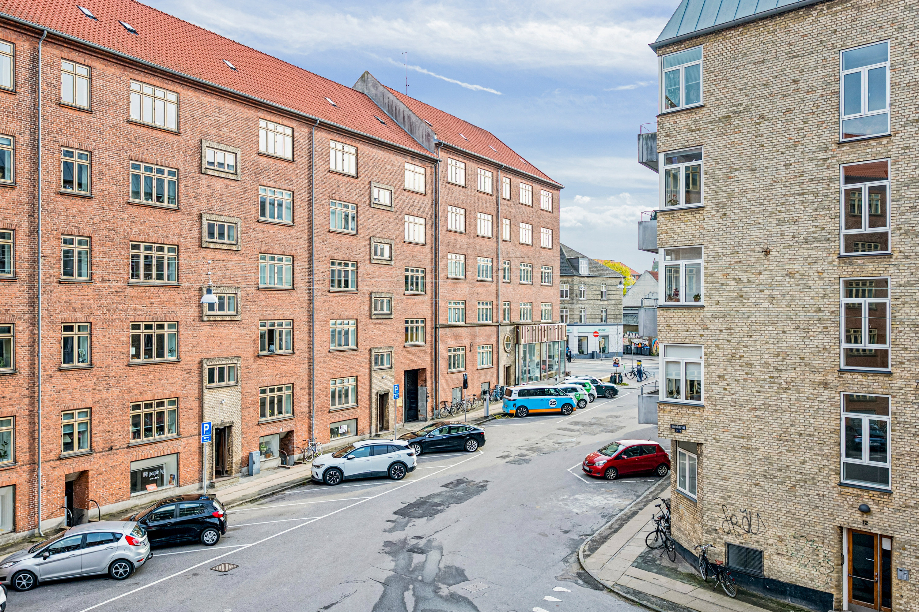 Fremhævet  billede i fuldskærmstilstand. Billede af Brøndkærvej 15, 2. th., 2500 Valby