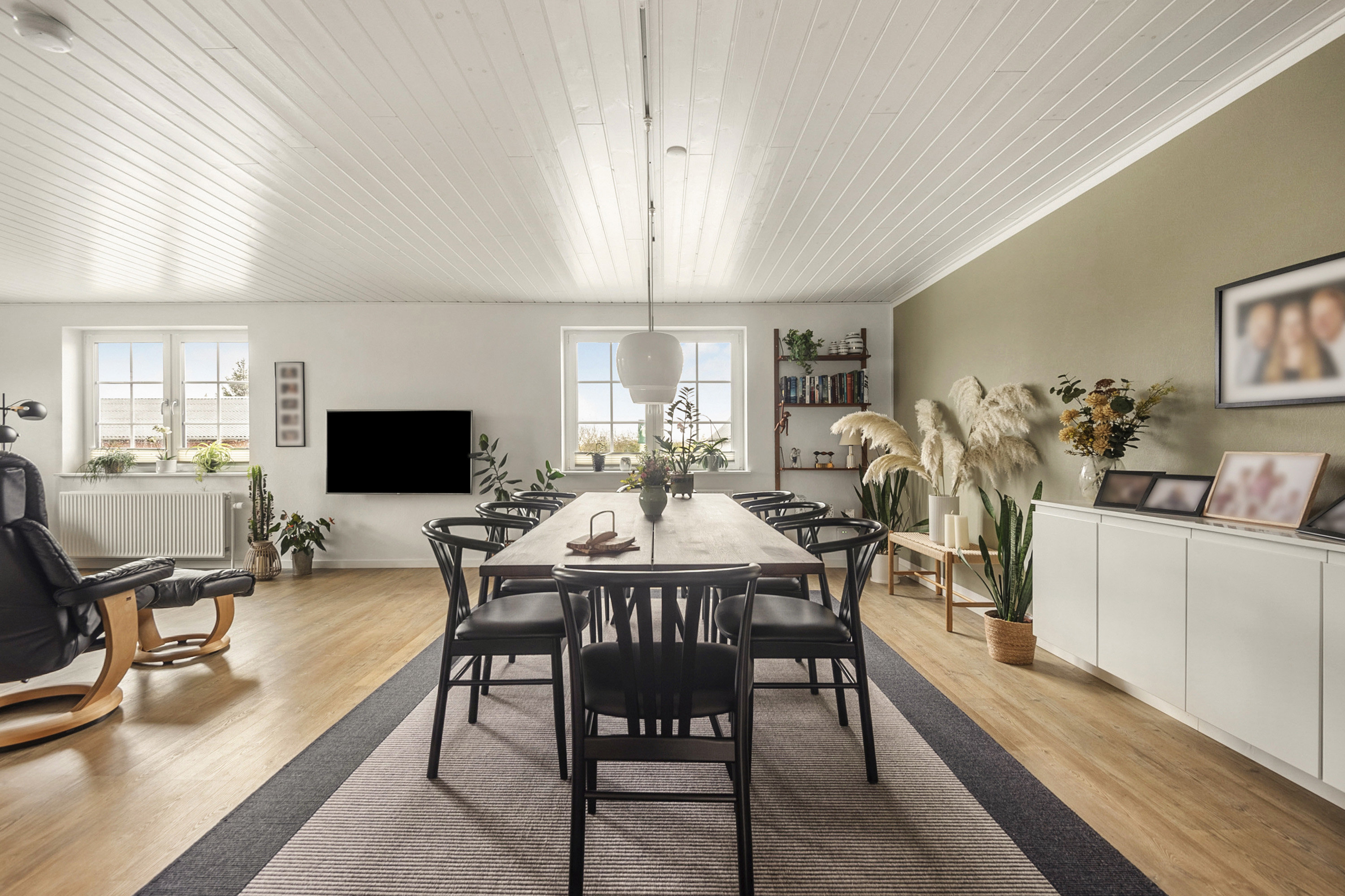 Fremhævet spisestue billede i fuldskærmstilstand. Billede af Gunderupvej 10, Horne, 6800 Varde