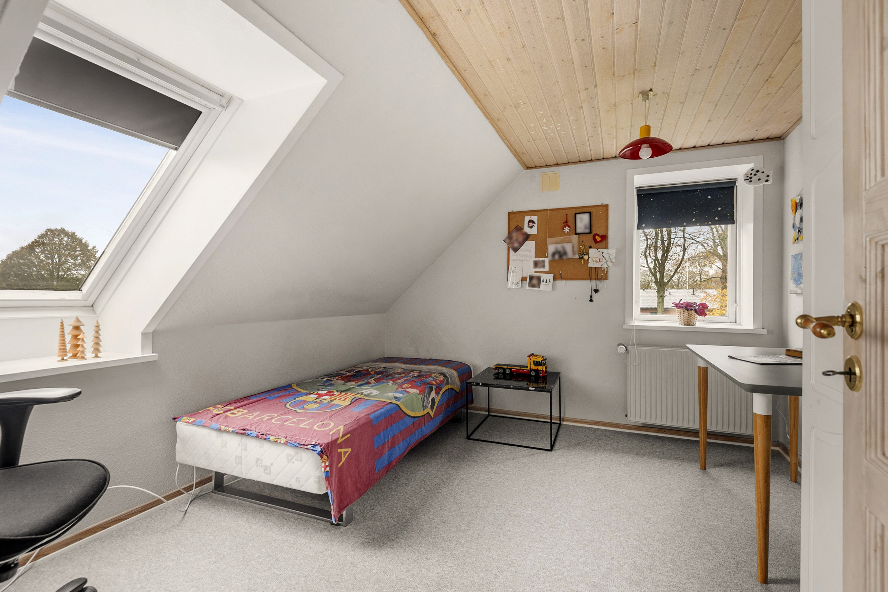 Fremhævet soveværelse billede i fuldskærmstilstand. Billede af Gunderupvej 10, Horne, 6800 Varde