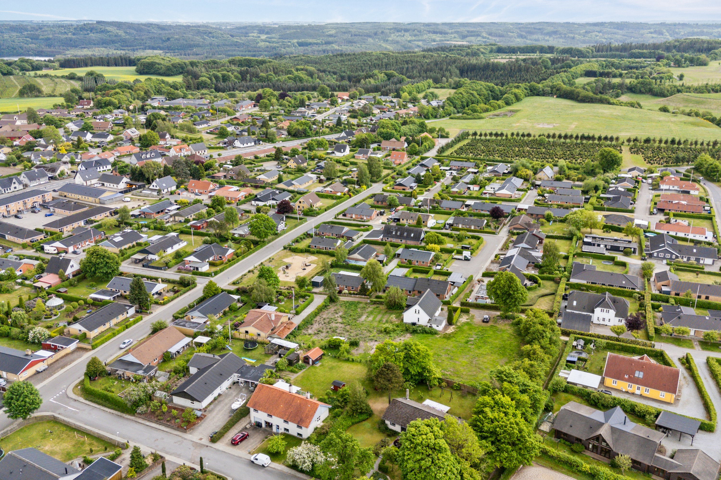 Miniaturebillede 2: . Billede af Ahornvej 6, Grund, 8653 Them