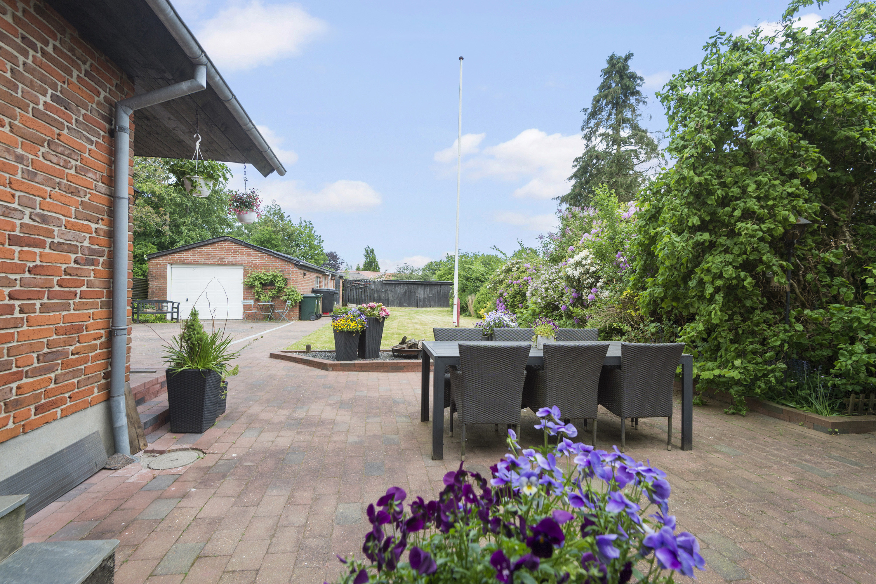 Fremhævet  billede i fuldskærmstilstand. Billede af Bredgade 75, 7250 Hejnsvig