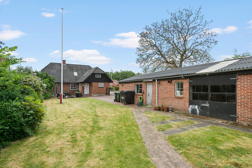 Fremhævet  billede i fuldskærmstilstand. Billede af Bredgade 75, 7250 Hejnsvig