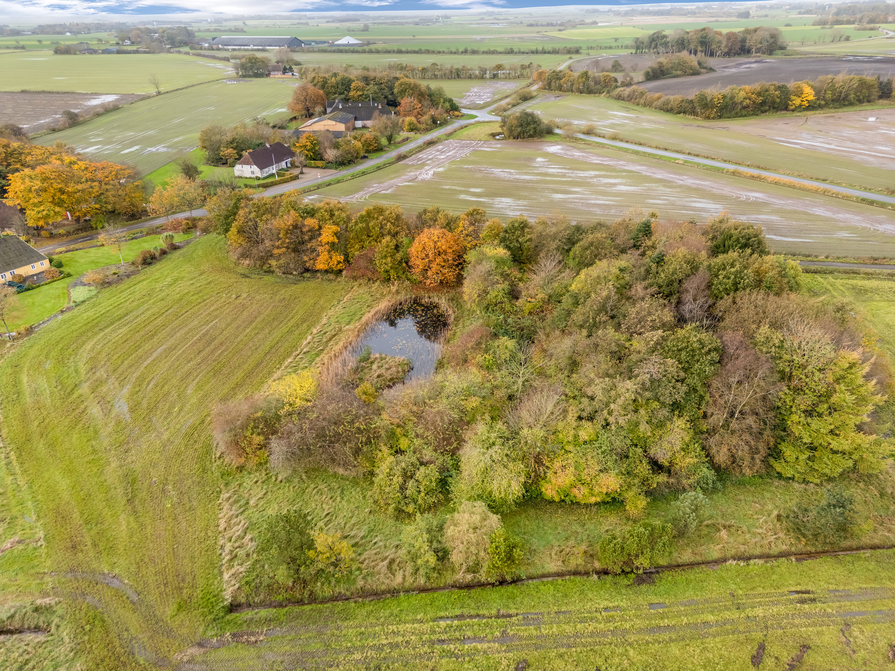 Fremhævet luftfoto billede i fuldskærmstilstand. Billede af Kristine Svendsvej 1, Gallehus, 6270 Tønder