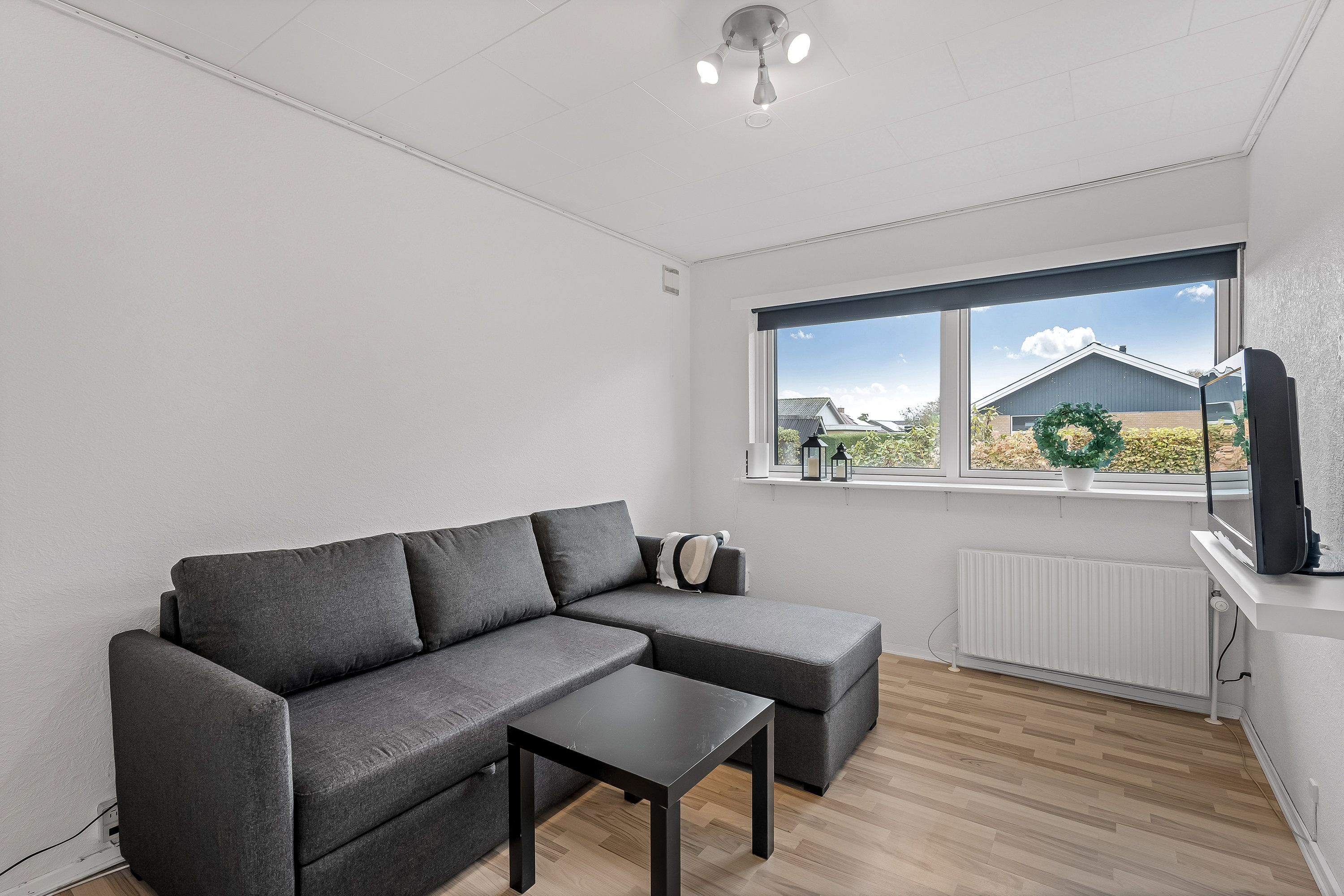 Fremhævet stue billede i fuldskærmstilstand. Billede af Søndervej 3, Abild, 6270 Tønder