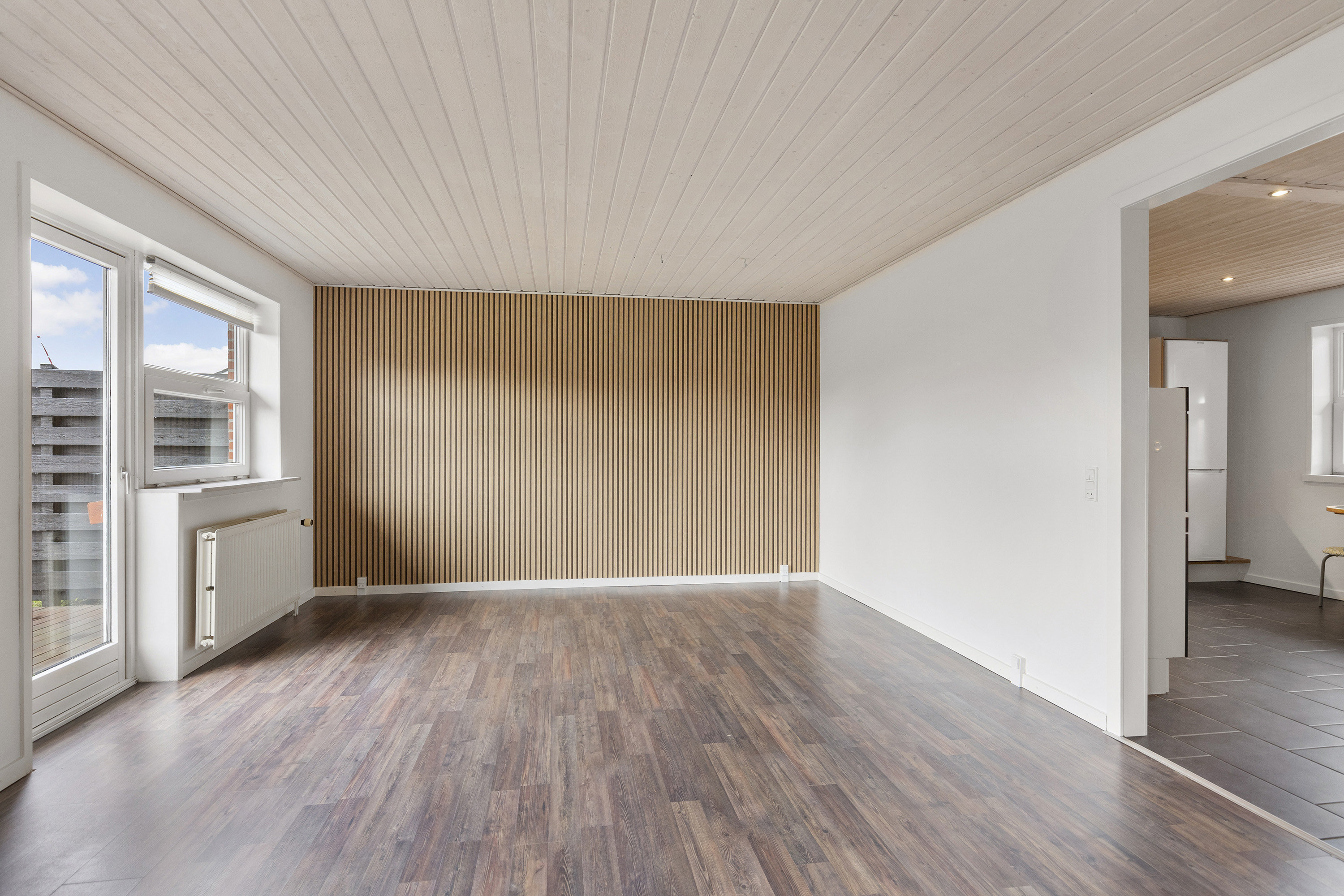 Fremhævet stue billede i fuldskærmstilstand. Billede af Otto Mallings Kvarter 25, 9700 Brønderslev