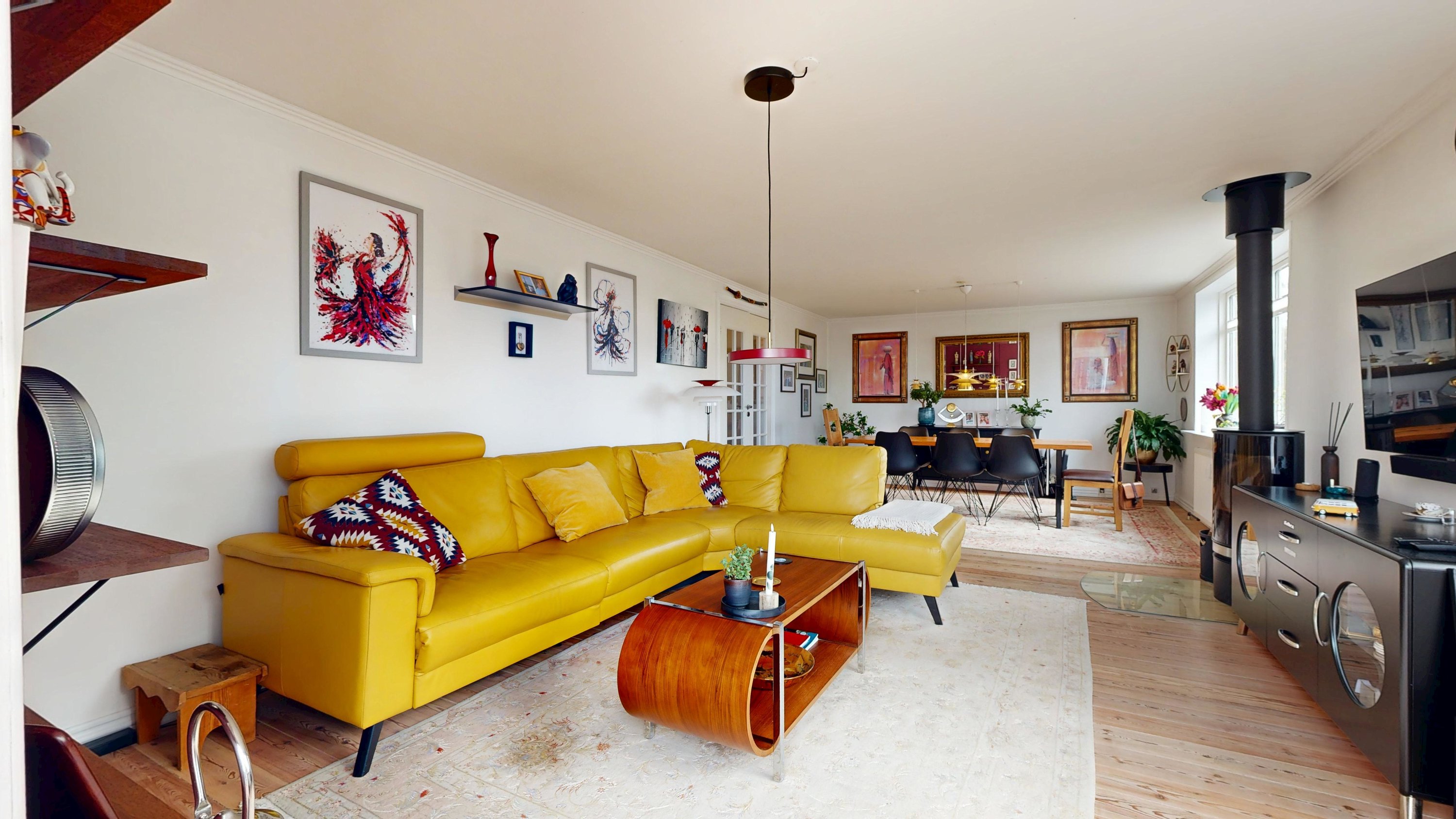 Fremhævet stue billede i fuldskærmstilstand. Billede af Ansvej 55, 1., 8600 Silkeborg