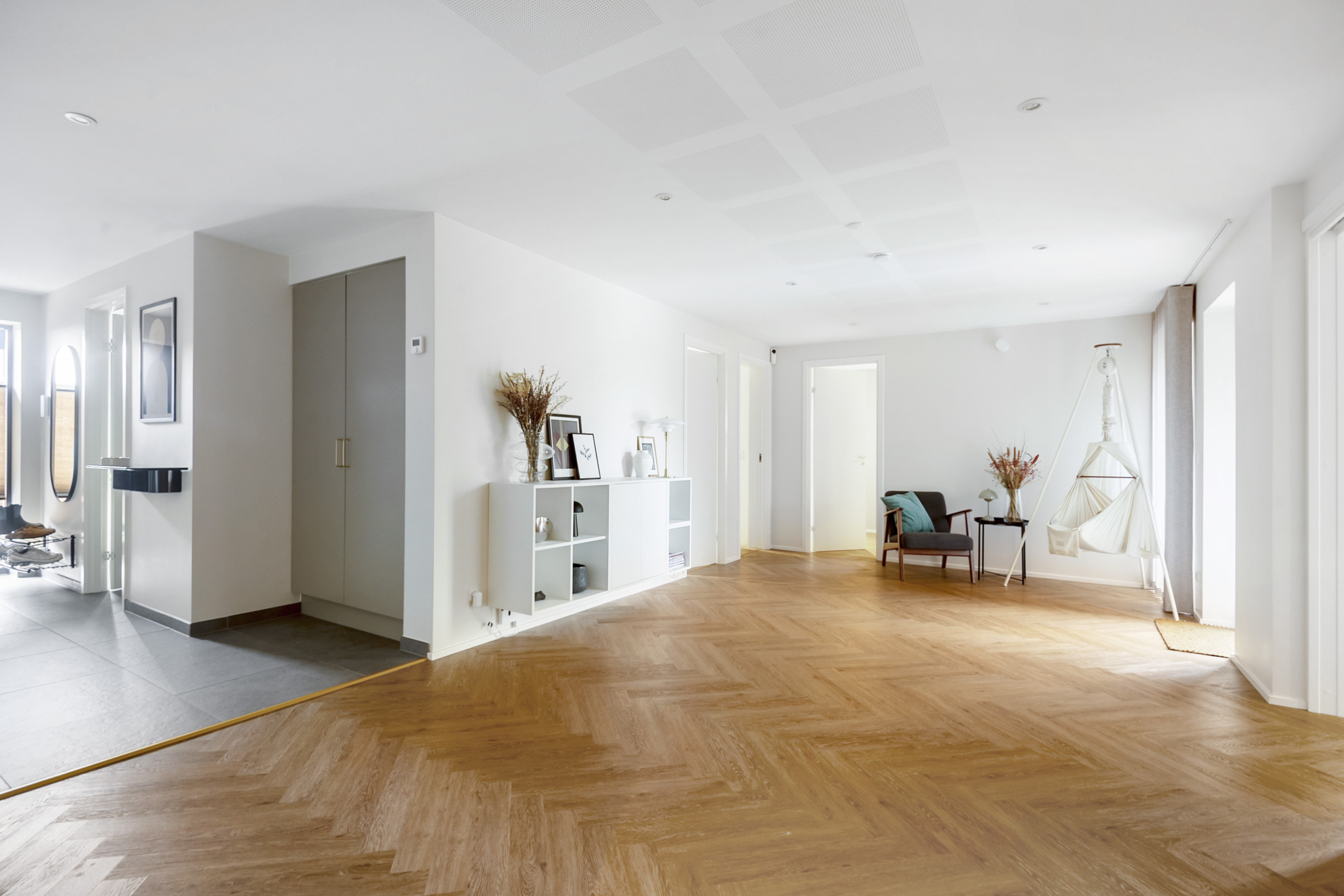 Fremhævet stue billede i fuldskærmstilstand. Billede af Rosenvænget 45, 6800 Varde