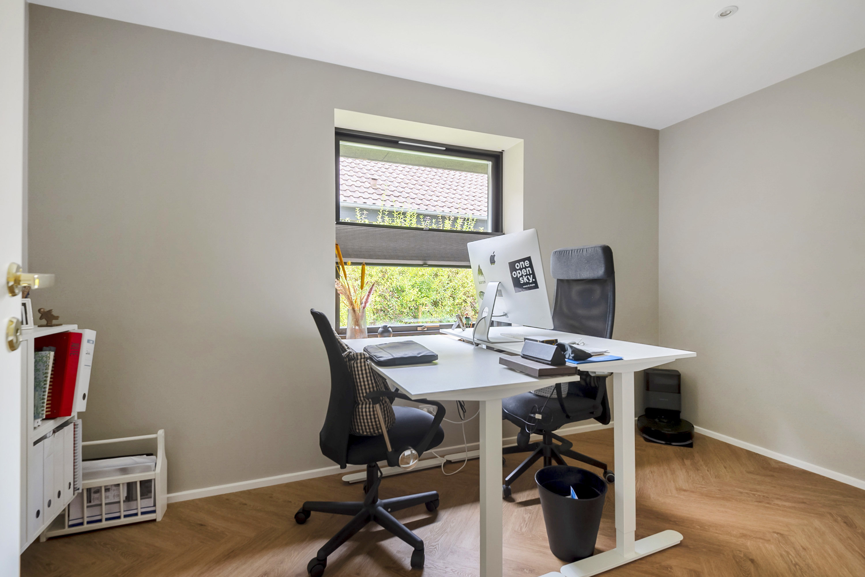 Fremhævet kontor billede i fuldskærmstilstand. Billede af Rosenvænget 45, 6800 Varde