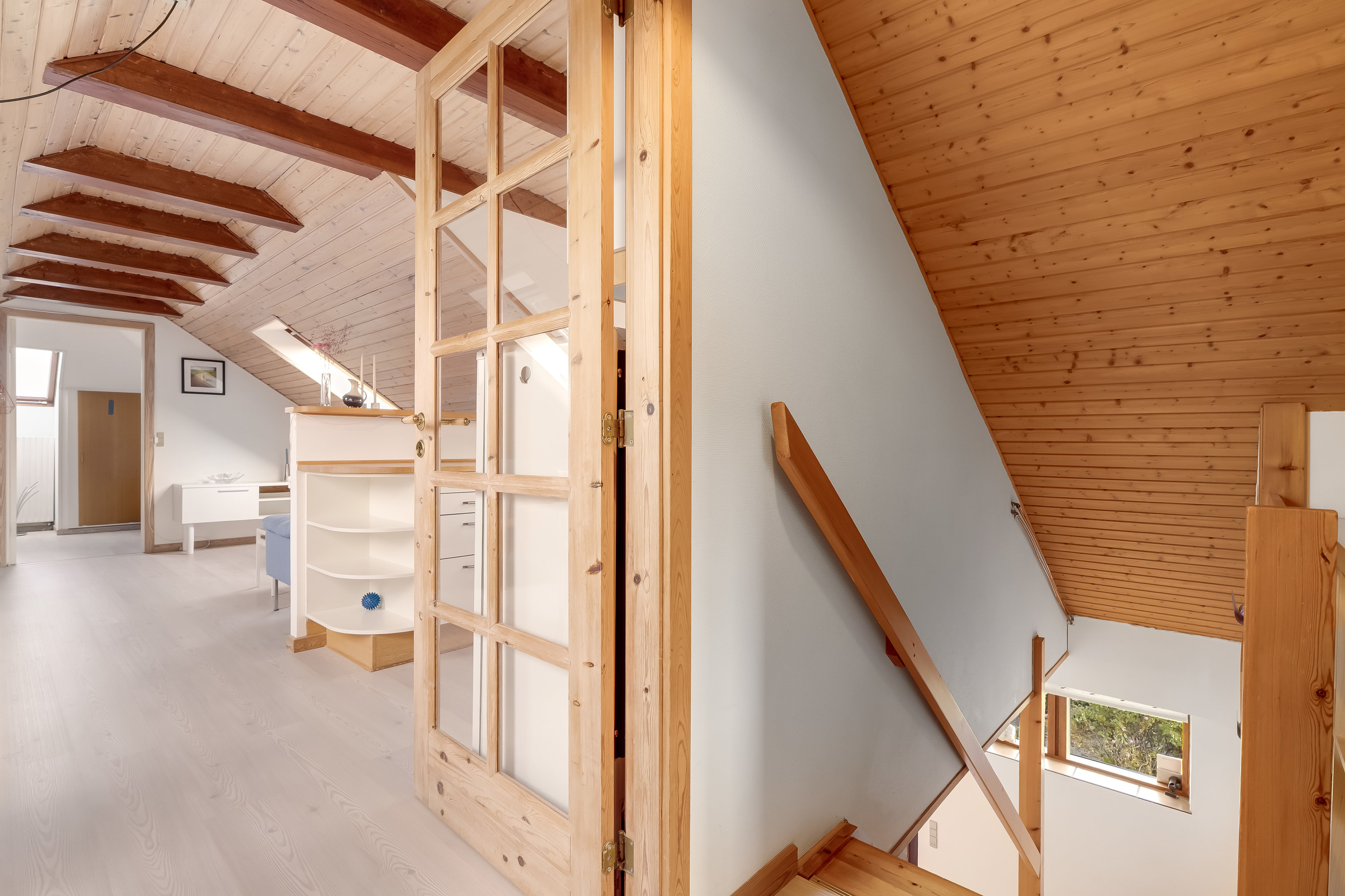 Fremhævet trappe billede i fuldskærmstilstand. Billede af Ålholmparken 54, 3400 Hillerød