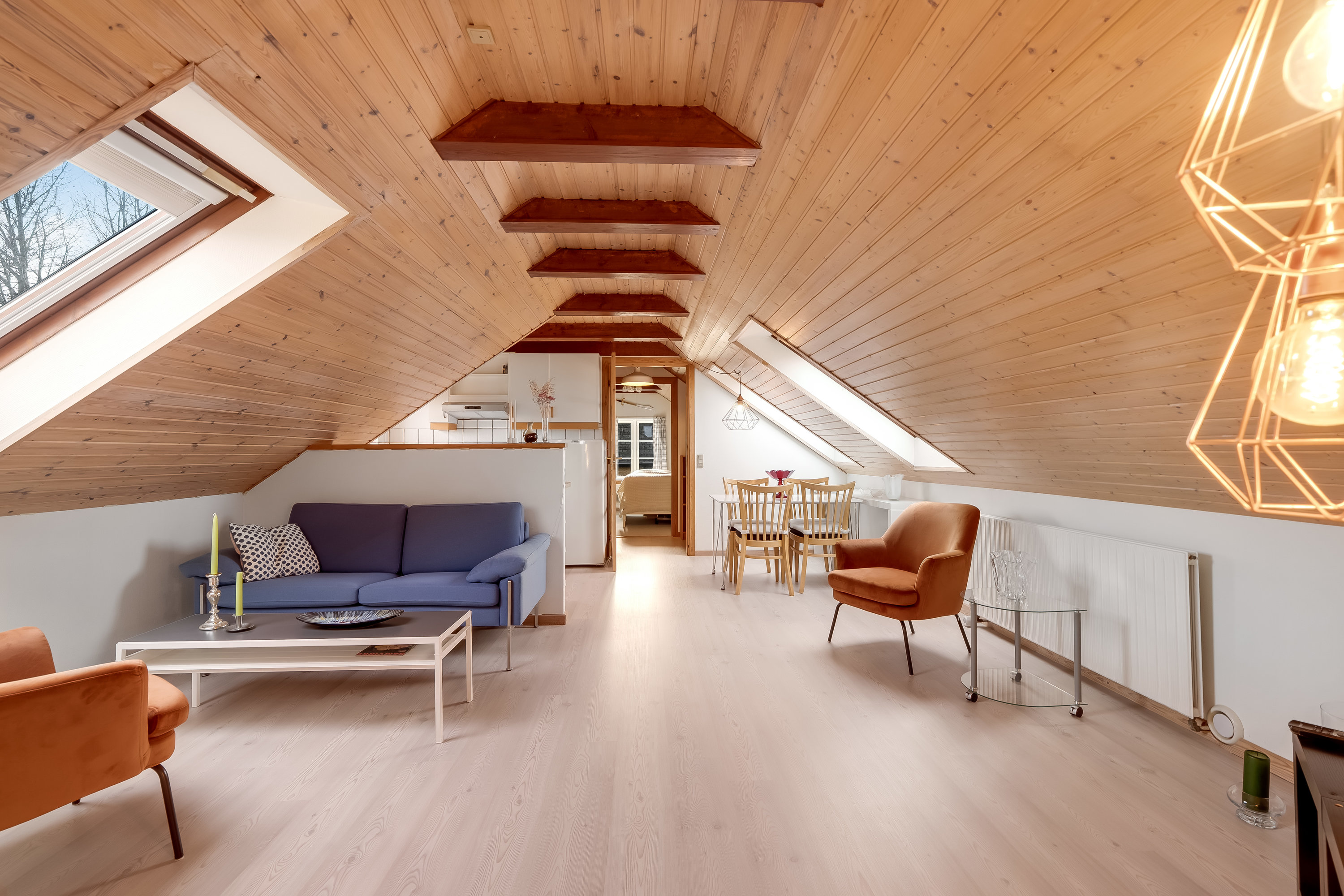 Fremhævet stue billede i fuldskærmstilstand. Billede af Ålholmparken 54, 3400 Hillerød