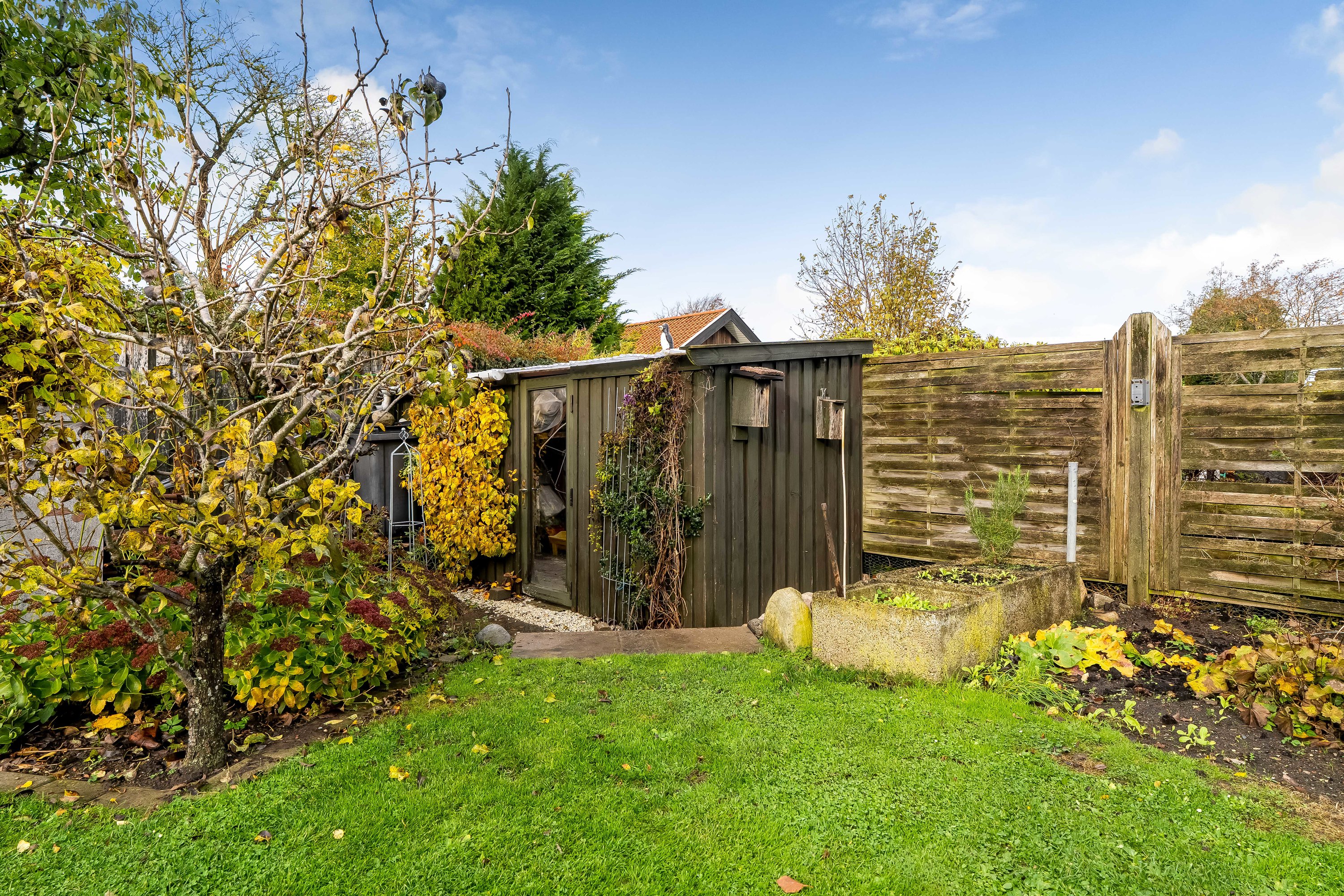 Fremhævet facade billede i fuldskærmstilstand. Billede af Ålholmparken 54, 3400 Hillerød