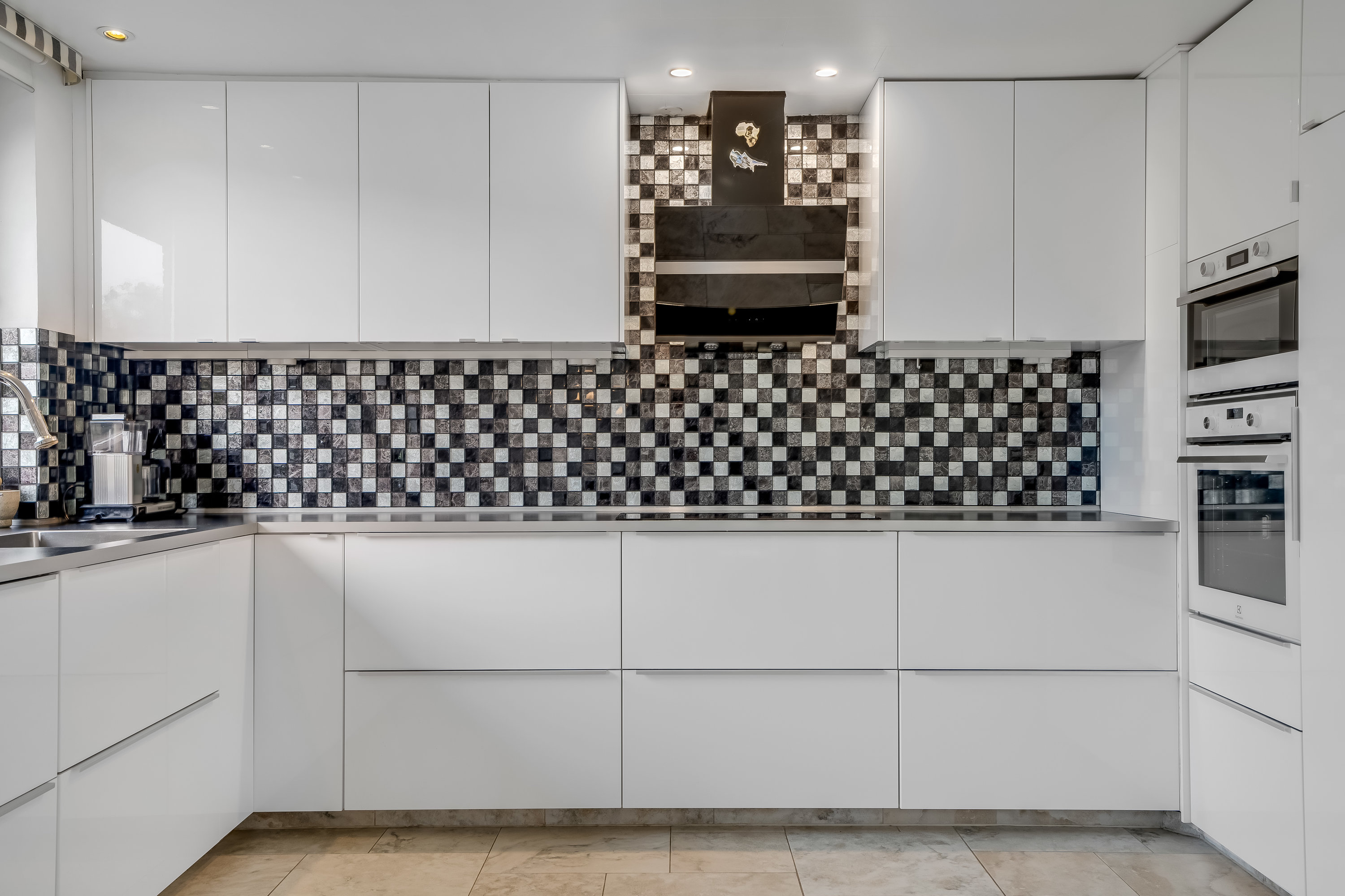 Fremhævet køkken billede i fuldskærmstilstand. Billede af Ålholmparken 54, 3400 Hillerød