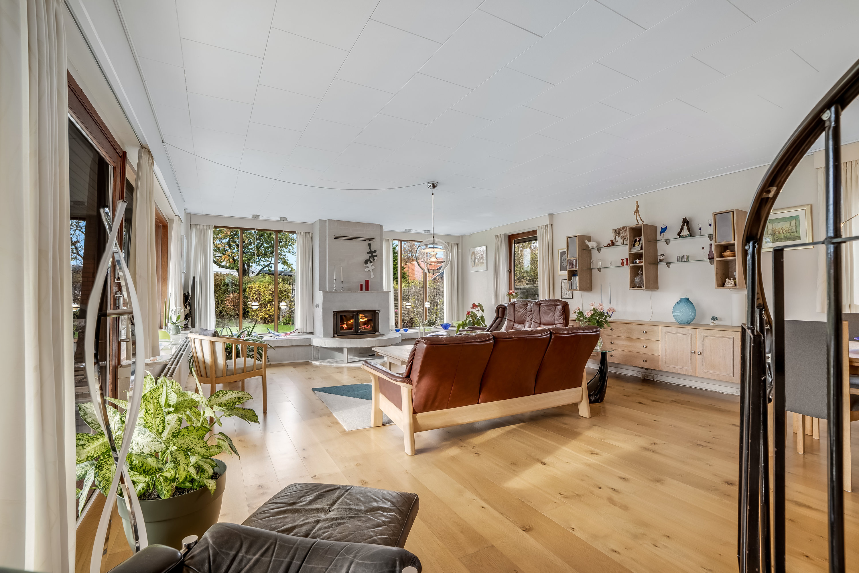 Fremhævet stue billede i fuldskærmstilstand. Billede af Ålholmparken 54, 3400 Hillerød