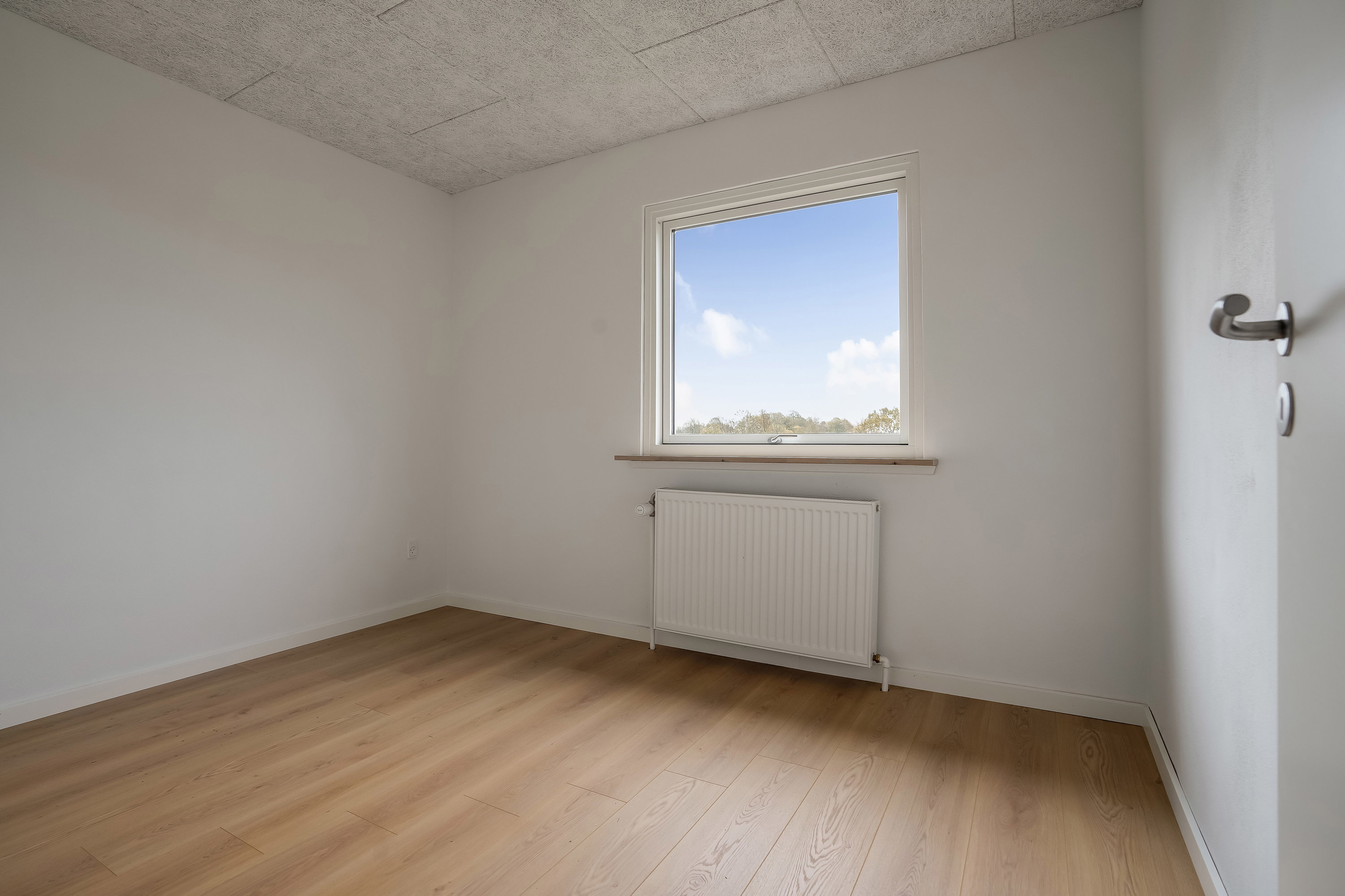 Fremhævet værelse billede i fuldskærmstilstand. Billede af Gammelgårdsvej 3, 7321 Gadbjerg