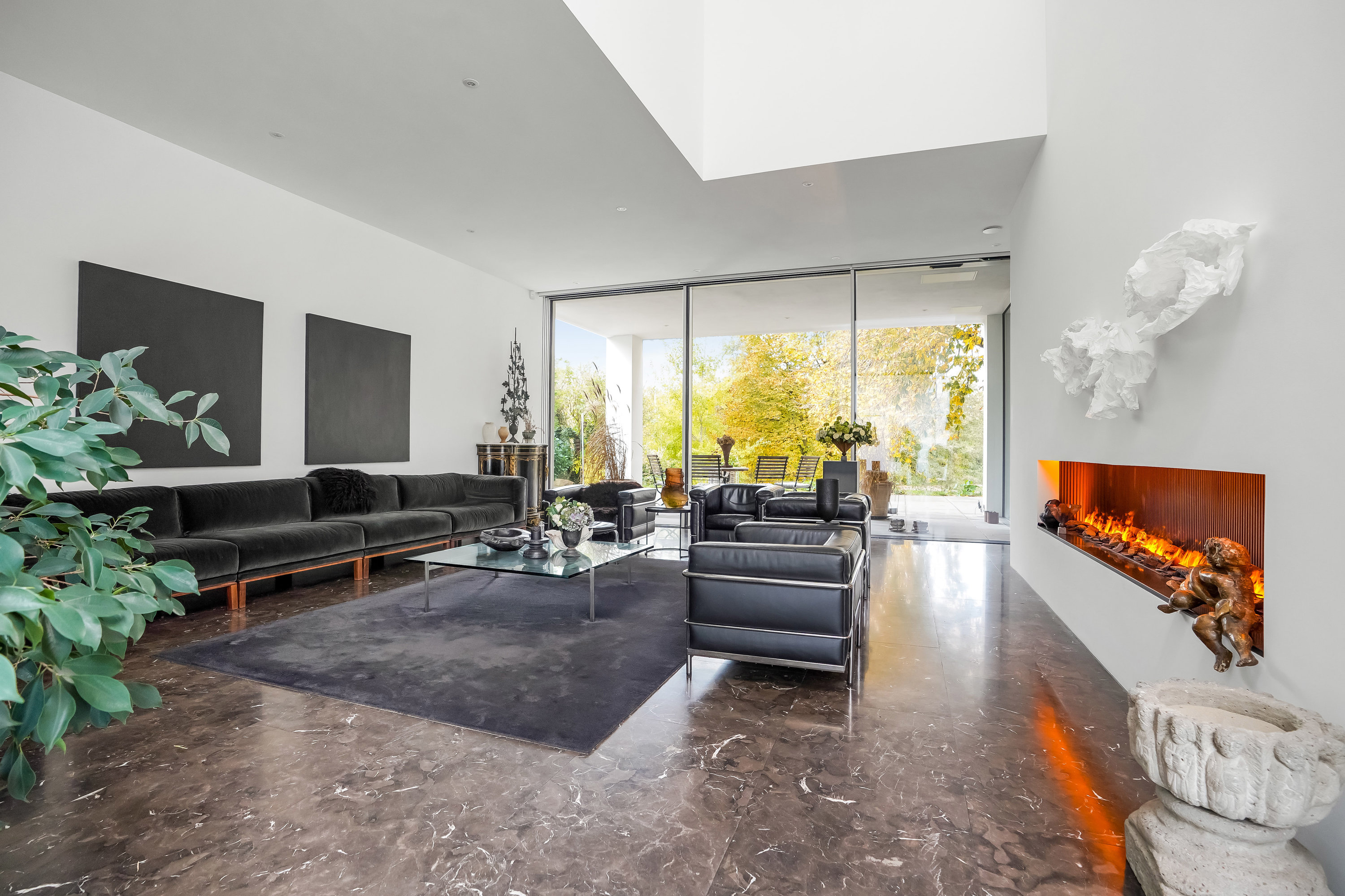 Fremhævet stue billede i fuldskærmstilstand. Billede af Langelinie 7, 5230 Odense M